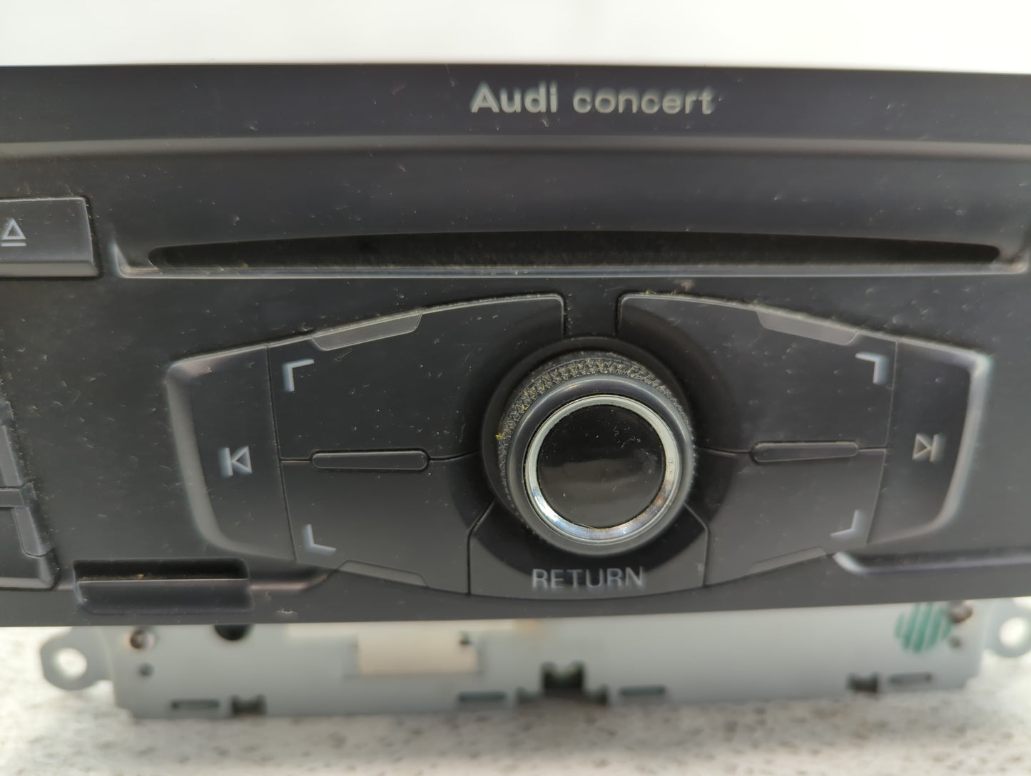 2010 Audi A4 Am Fm Cd Player Radio Receiver - Oemusedautoparts1.com