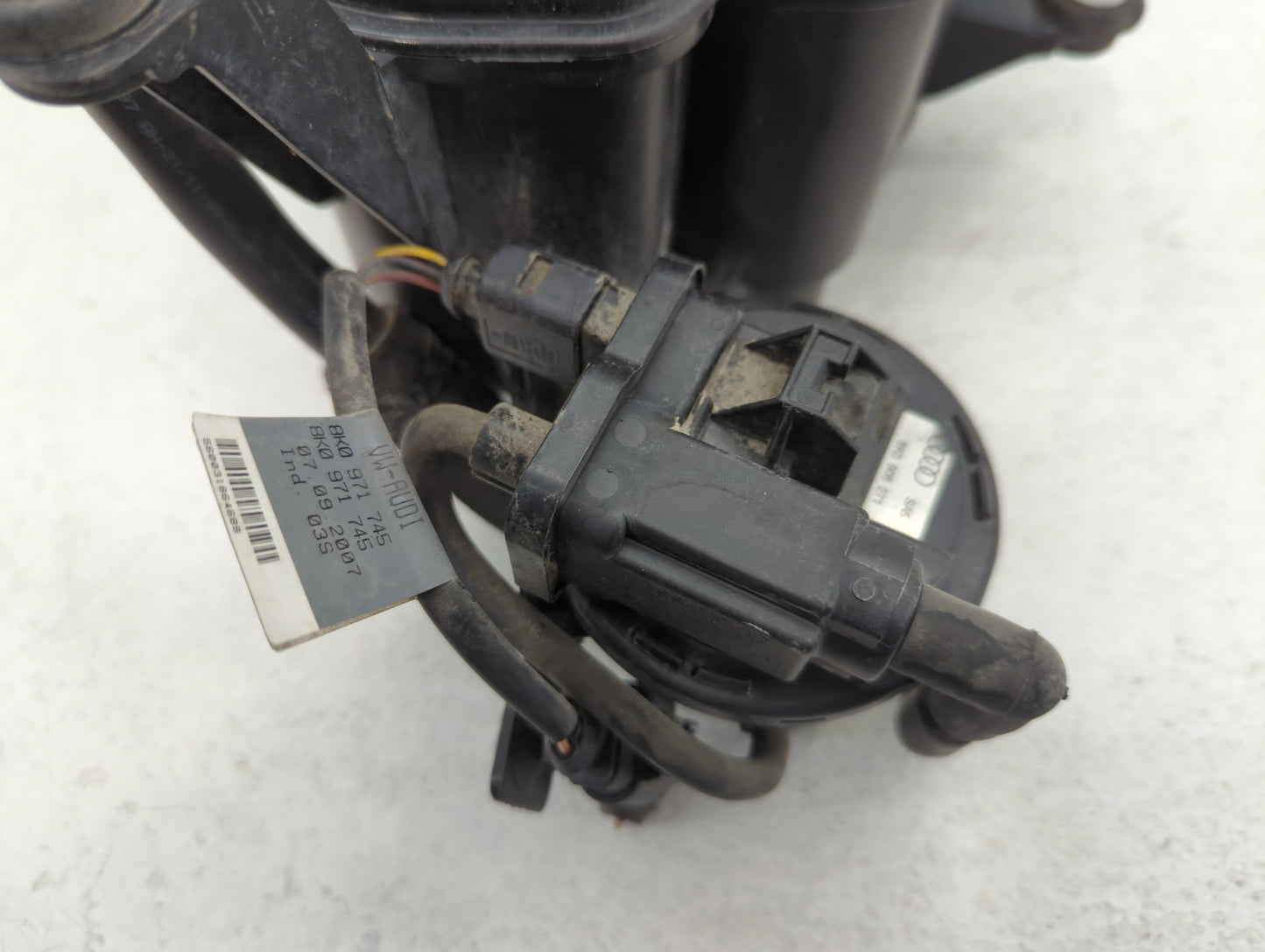 2010 Audi A4 Fuel Vapor Charcoal Canister - Oemusedautoparts1.com