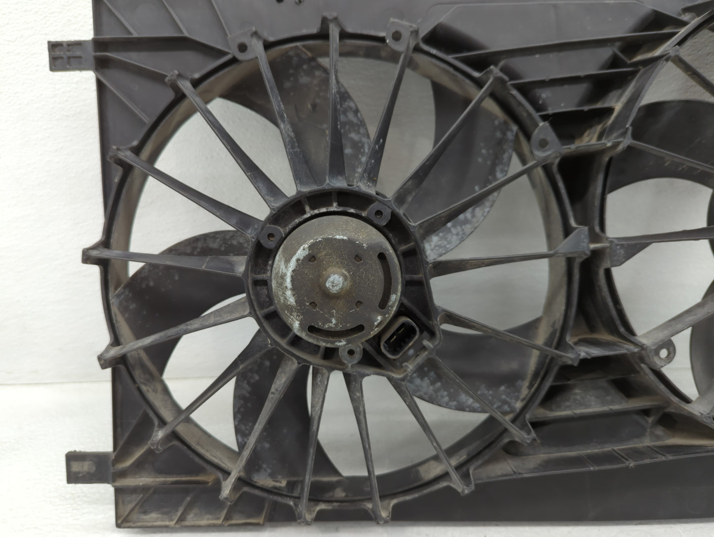 2009-2016 Audi A4 Electric Radiator Cooling Fan Motor Assembly P/N:24041245 Fits OEM Used Auto Parts - Oemusedautoparts1.com
