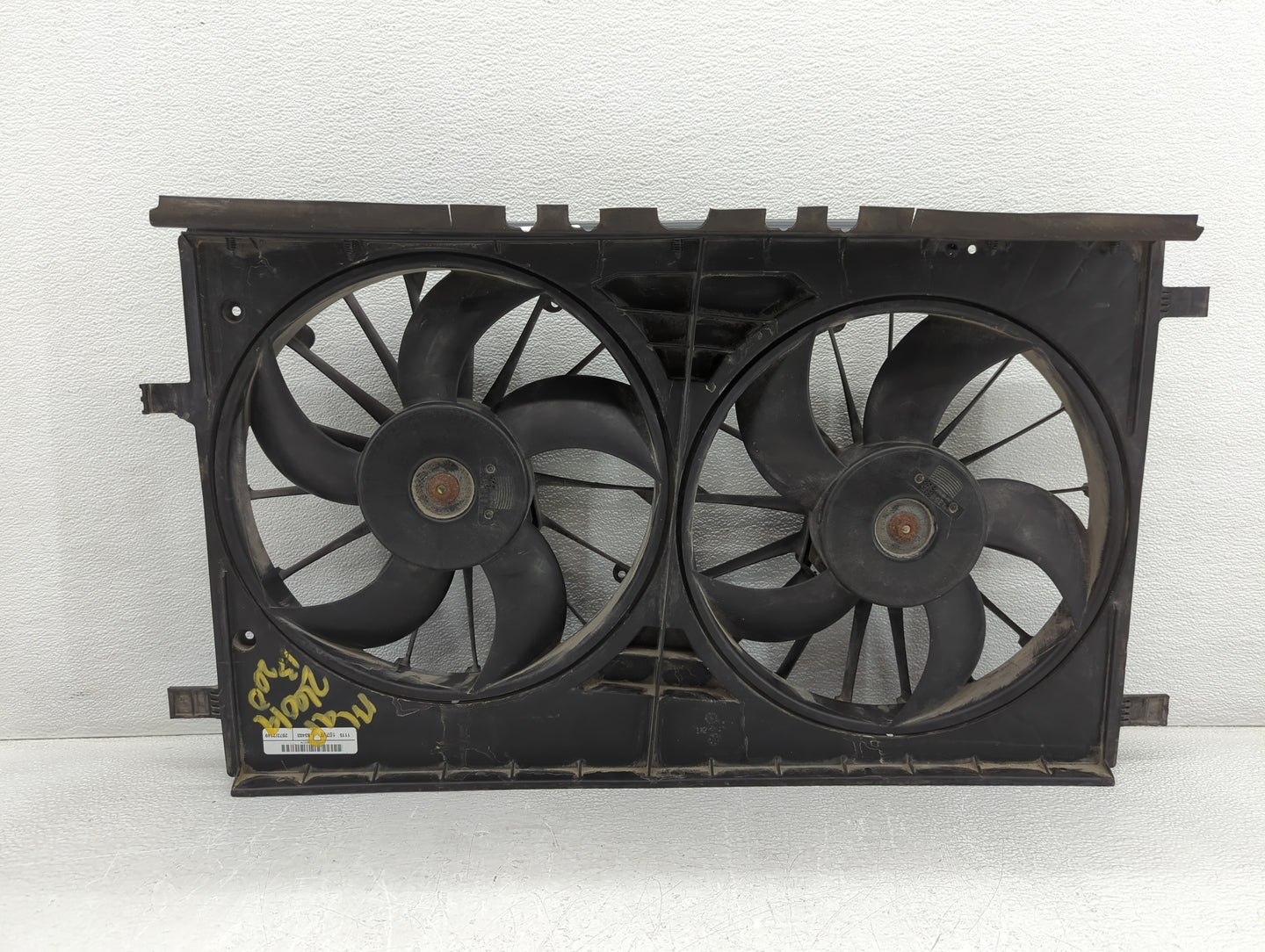 2009-2016 Audi A4 Electric Radiator Cooling Fan Motor Assembly P/N:24041245 Fits OEM Used Auto Parts - Oemusedautoparts1.com