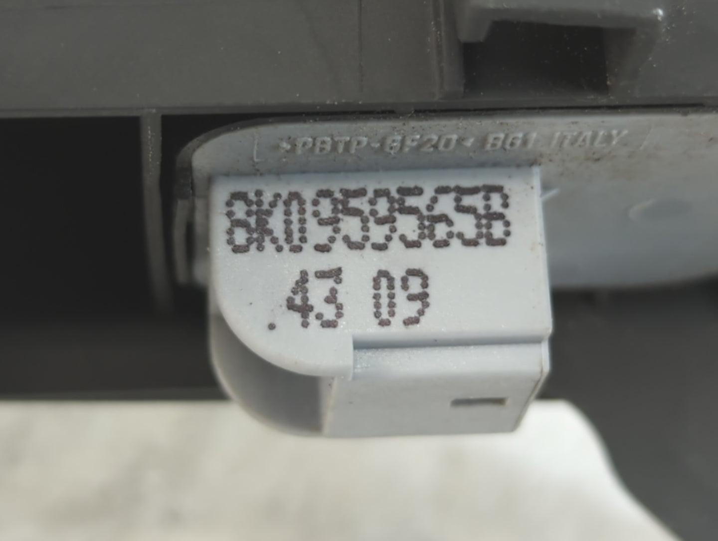 2009-2012 Audi A4 Master Power Window Switch Replacement Driver Side Left P/N:8K0 959 565 B Fits Fits 2009 2010 2011 2012 OE