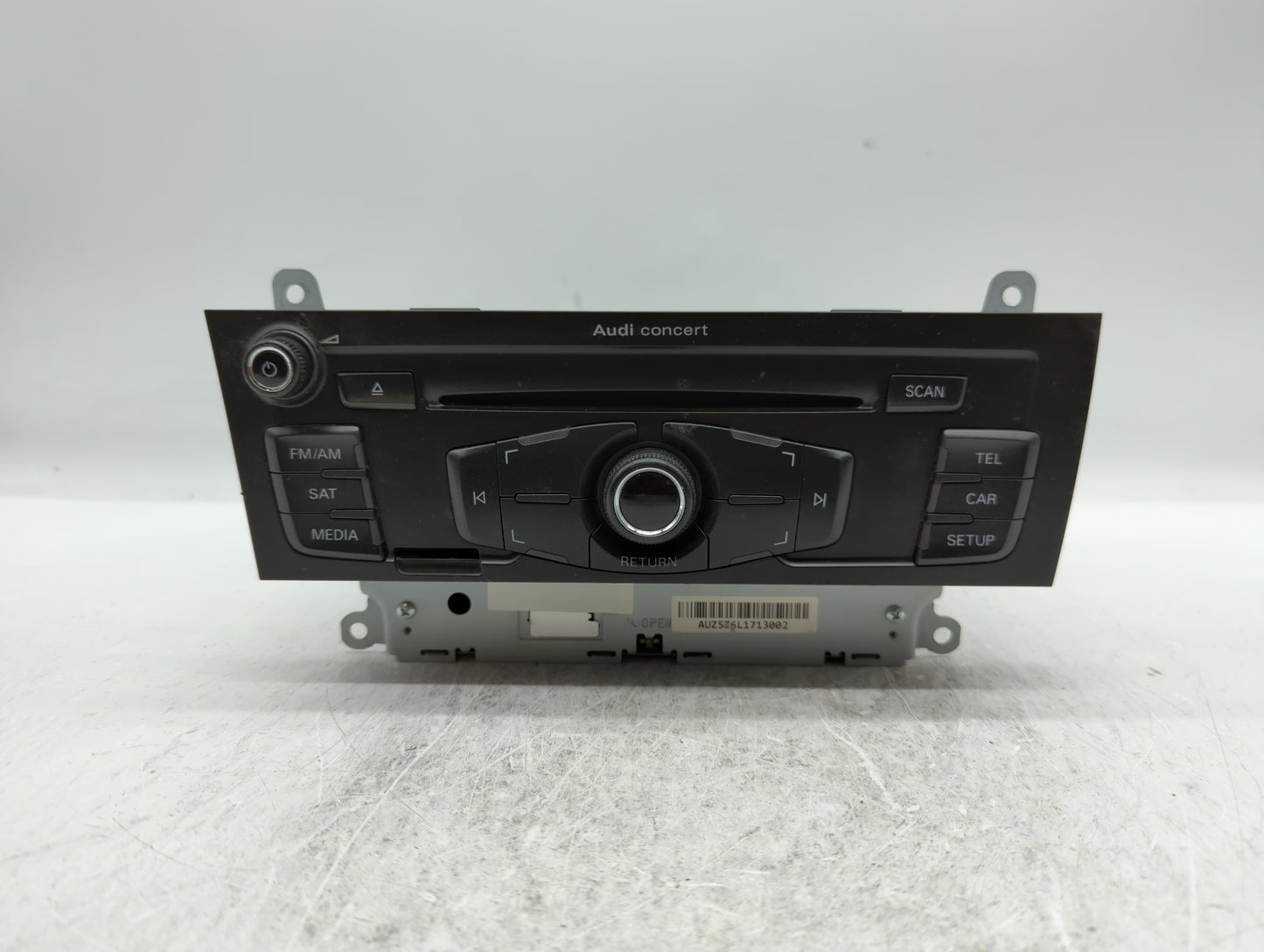 2010-2012 Audi A4 Quattro Am Fm Cd Player Radio Receiver - Oemusedautoparts1.com