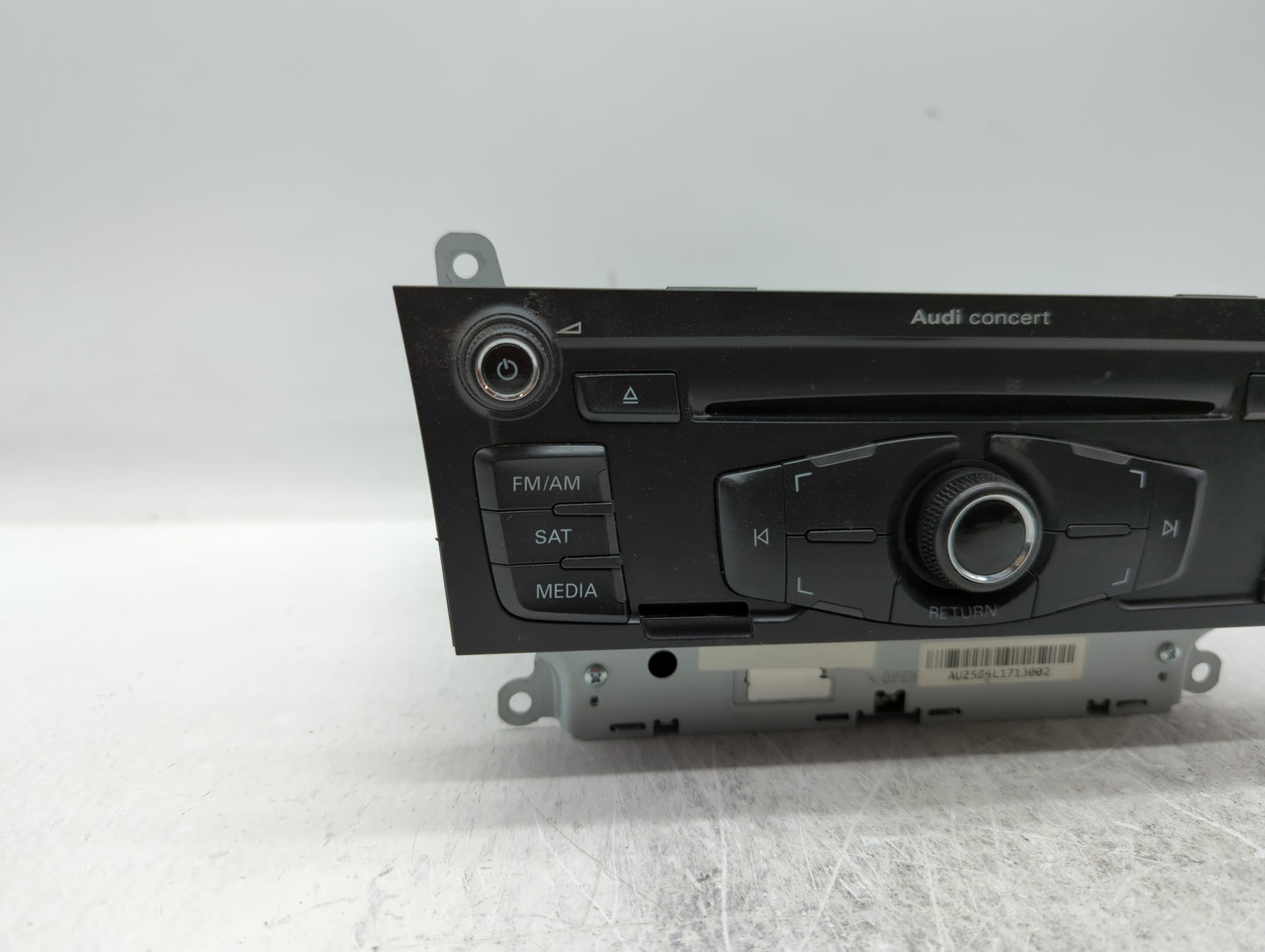 2010-2012 Audi A4 Quattro Am Fm Cd Player Radio Receiver - Oemusedautoparts1.com