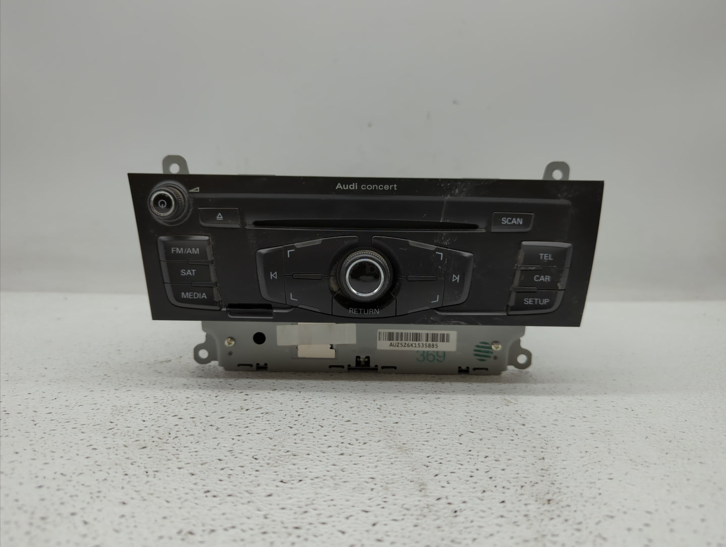 2010-2012 Audi A4 Quattro Radio AM FM Cd Player Receiver Replacement P/N:8T1 035 186 R 4G0035082C Fits OEM Used Auto Parts -
