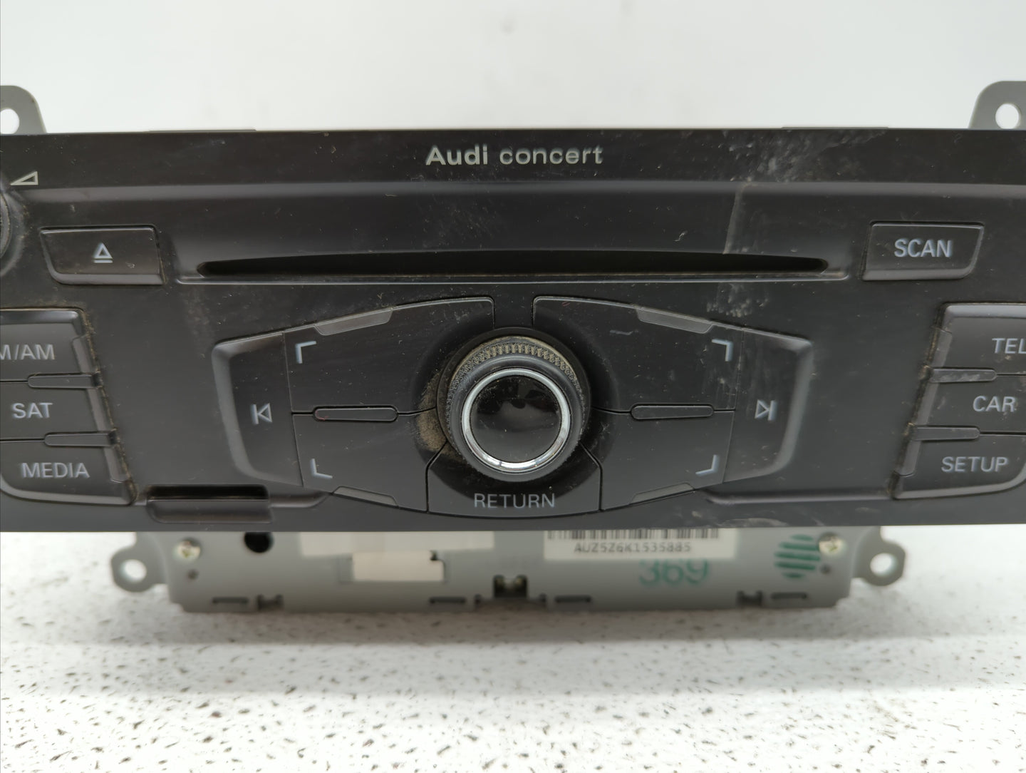 2010-2012 Audi A4 Quattro Radio AM FM Cd Player Receiver Replacement P/N:8T1 035 186 R 4G0035082C Fits OEM Used Auto Parts -