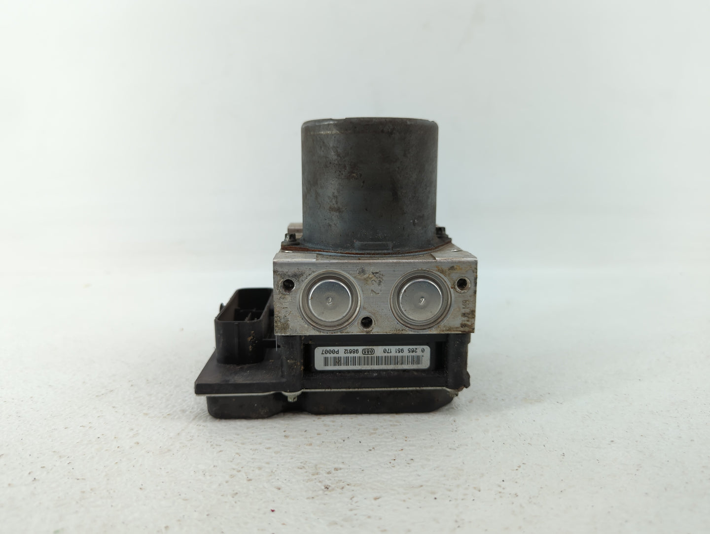 2009-2010 Audi A4 Quattro ABS Pump Control Module Replacement P/N:8K0 614 517 DA 8K0 614 517 FK, 8K0 614 517FL Fits Fits 200