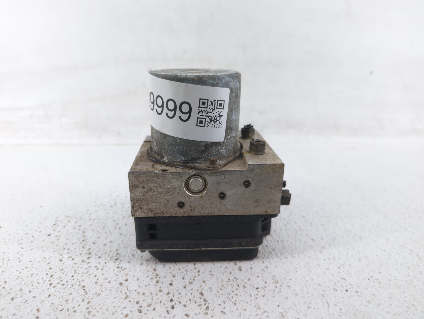 2009-2010 Audi A4 Quattro ABS Pump Control Module Replacement P/N:8K0 614 517 FL 8K0 614 517 HA Fits Fits 2009 2010 OEM Used