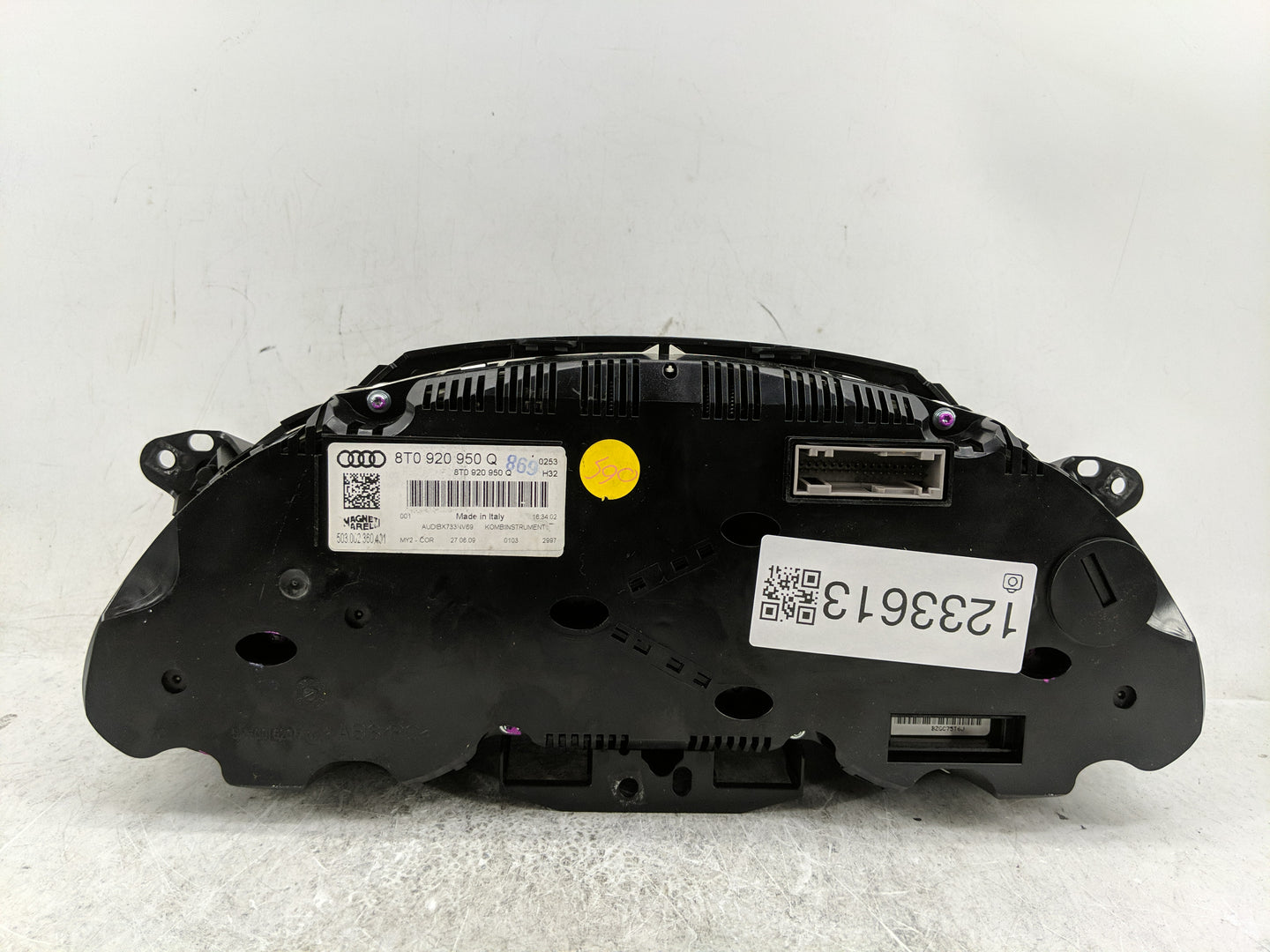 2010-2012 Audi A5 Instrument Cluster Speedometer Gauges P/N:8T0 920 950 Q Fits Fits 2010 2011 2012 OEM Used Auto Parts - Oem