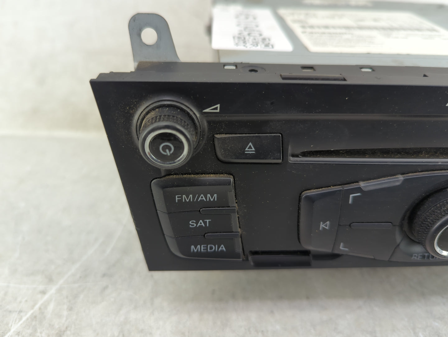 2008-2012 Audi A5 Radio AM FM Cd Player Receiver Replacement P/N:8T1035186R CQ-JA1962G Fits Fits 2008 2009 2010 2011 2012 OE