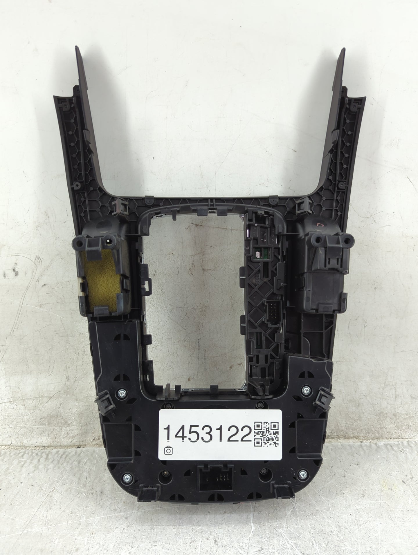2010 Audi A5 Climate Control Module Temperature AC/Heater Replacement P/N:8T0919609F Fits OEM Used Auto Parts - Oemusedautop