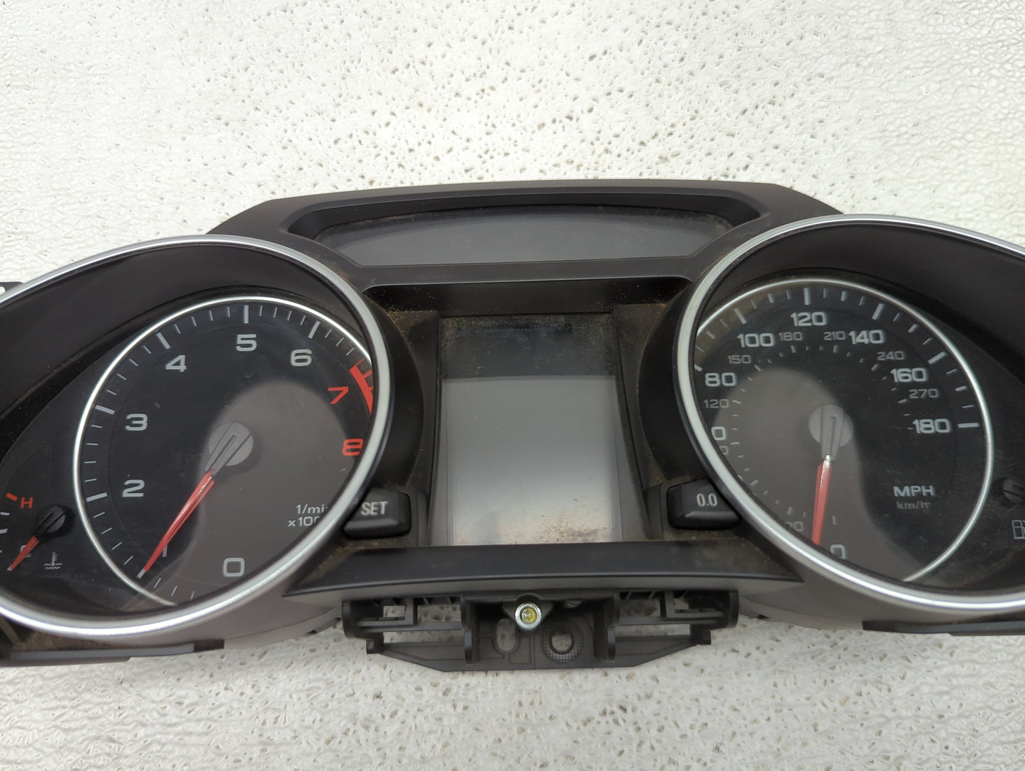 2010 Audi A5 Instrument Cluster Speedometer Gauges P/N:8T0920981J 503002361301 Miles:127K Fits OEM Used Auto Parts - Oemused