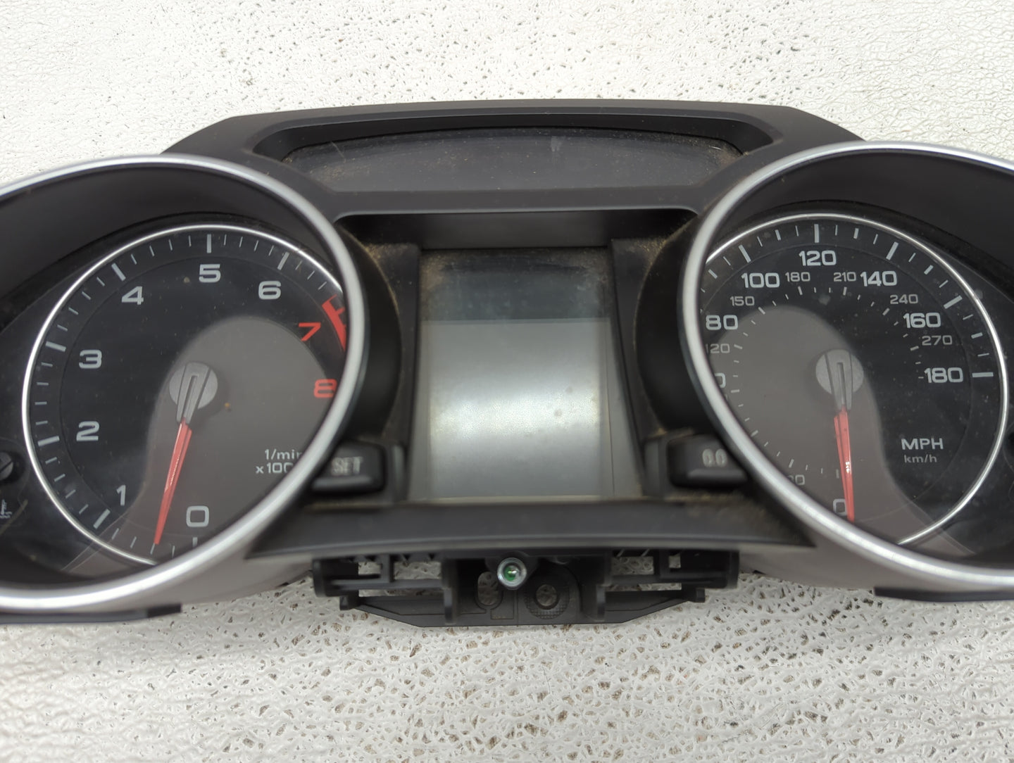 2010-2012 Audi A5 Instrument Cluster Speedometer Gauges P/N:8T0920950Q 503002360401 Miles:82K Fits Fits 2010 2011 2012 OEM U