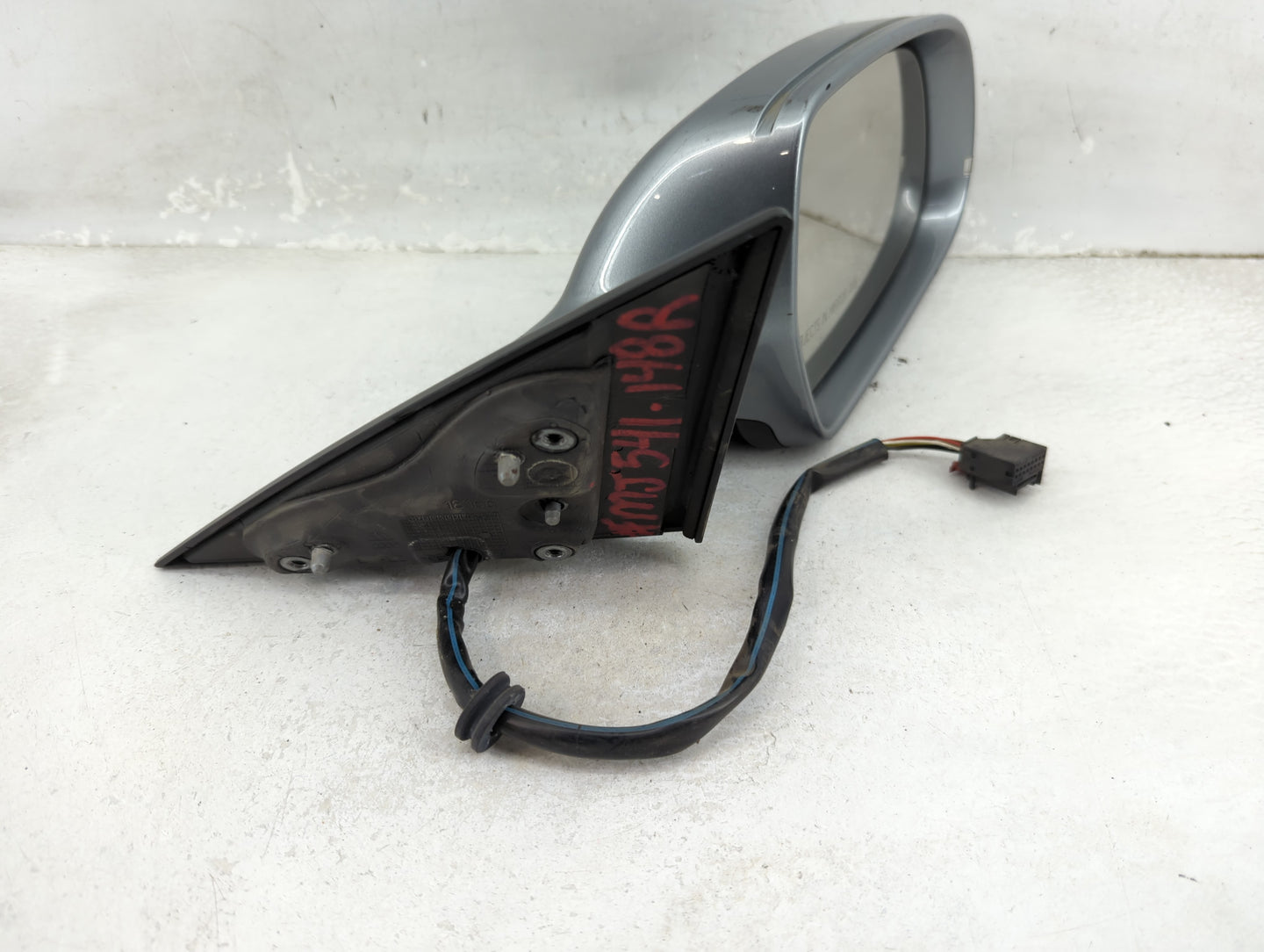 2009-2014 Audi A5 Passenger Side View Mirror - Right Door Mirror OEM Used - Oemusedautoparts1.com