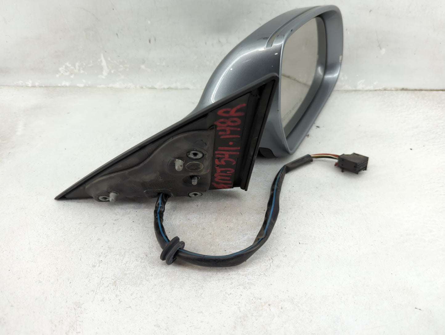 2009-2014 Audi A5 Passenger Side View Mirror - Right Door Mirror OEM Used - Oemusedautoparts1.com