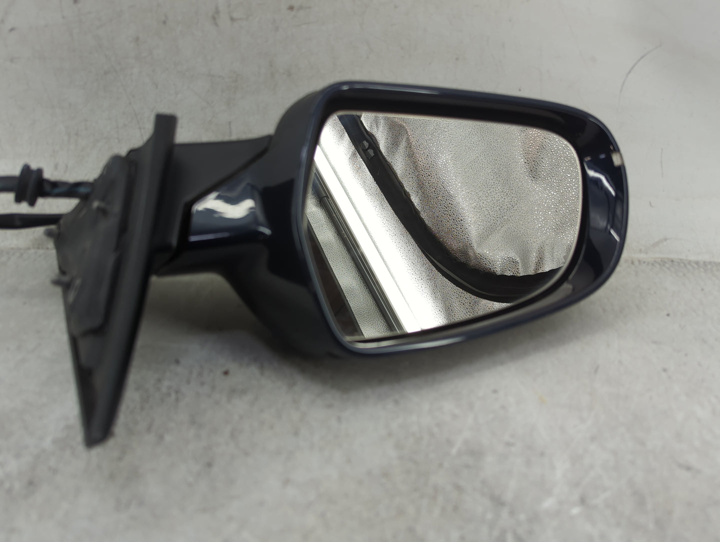 2008-2014 Audi A5 Driver Side View Mirror - Left Door Mirror OEM Used - Oemusedautoparts1.com