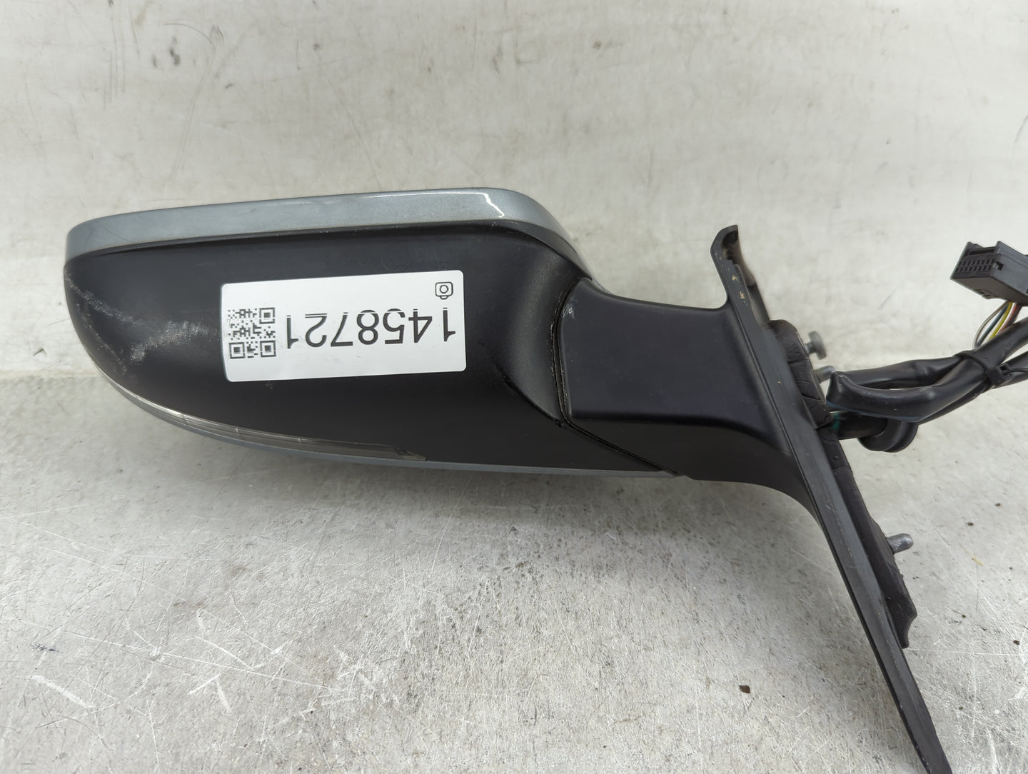 2009-2014 Audi A5 Driver Side View Mirror - Left Door Mirror OEM Used - Oemusedautoparts1.com