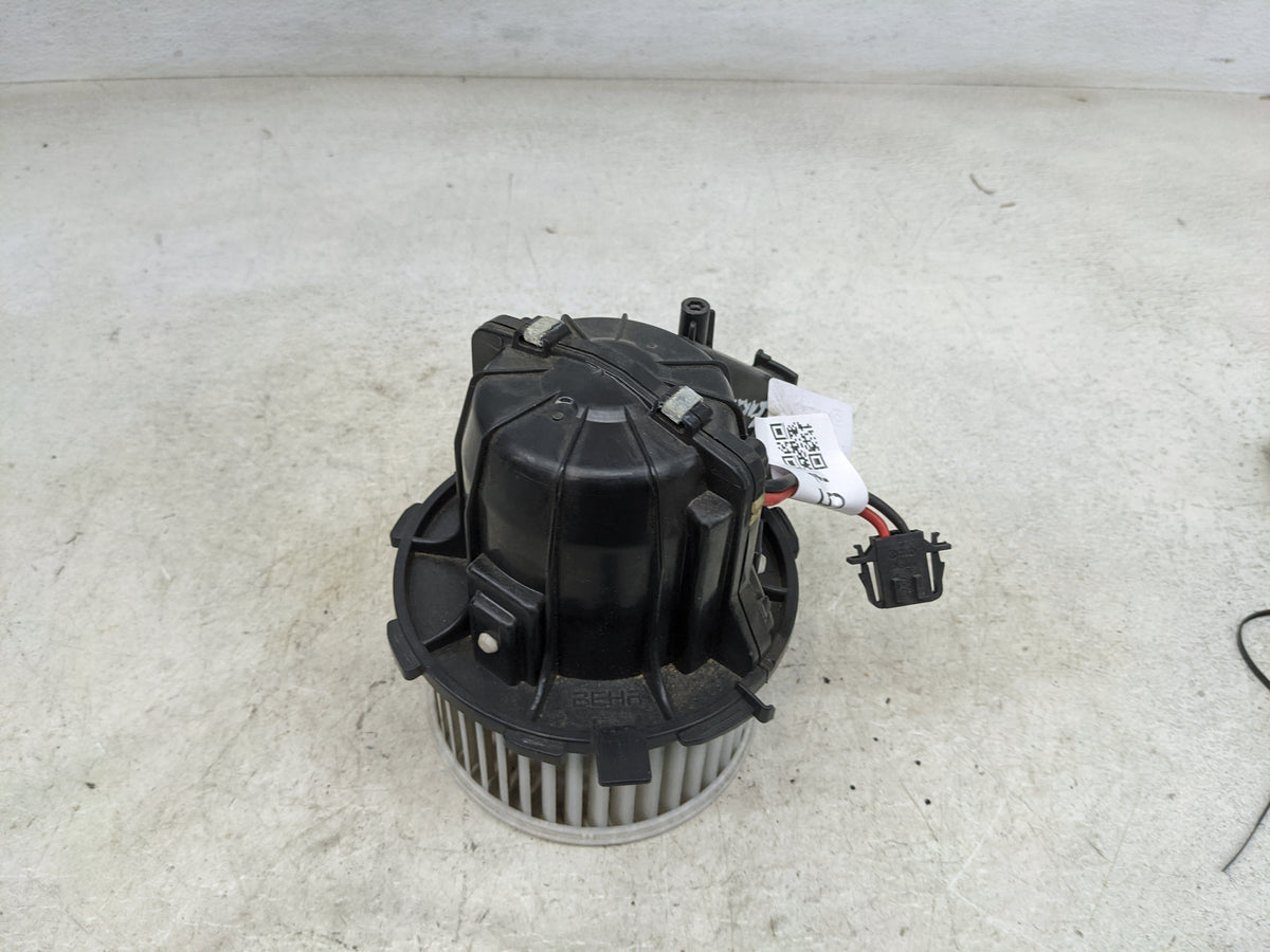 2008-2012 Audi A5 Heater AC Blower Motor P/N:U0852003 Fits Fits 2008 2009 2010 2011 2012 OEM Used Auto Parts - Oemusedautopa