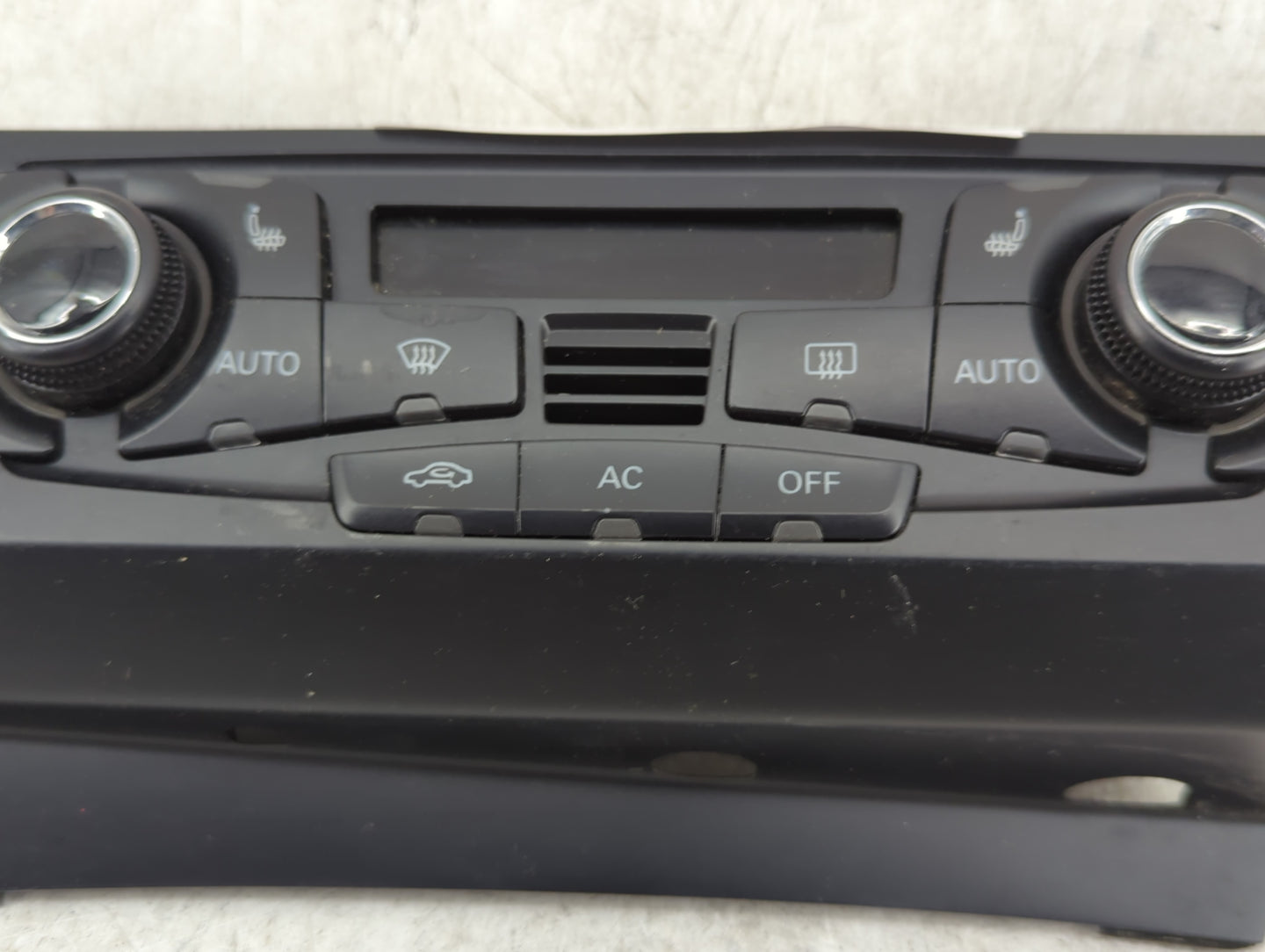 2010-2013 Audi A5 Climate Control Module Temperature AC/Heater Replacement P/N:8T1 820 043 AQ Fits Fits 2009 2010 2011 2012 