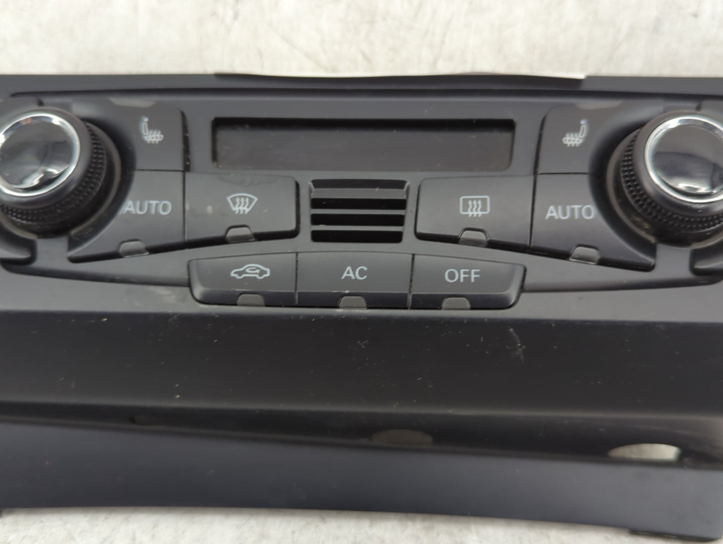 2010-2013 Audi A5 Climate Control Module Temperature AC/Heater Replacement P/N:8T1 820 043 AQ Fits Fits 2009 2010 2011 2012 