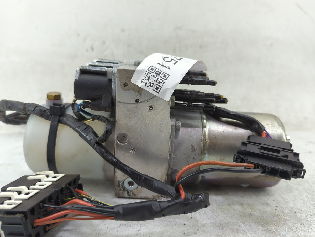 2010-2016 Audi A5 Convertible Lift Motor 1460751 - Oemusedautoparts1.com