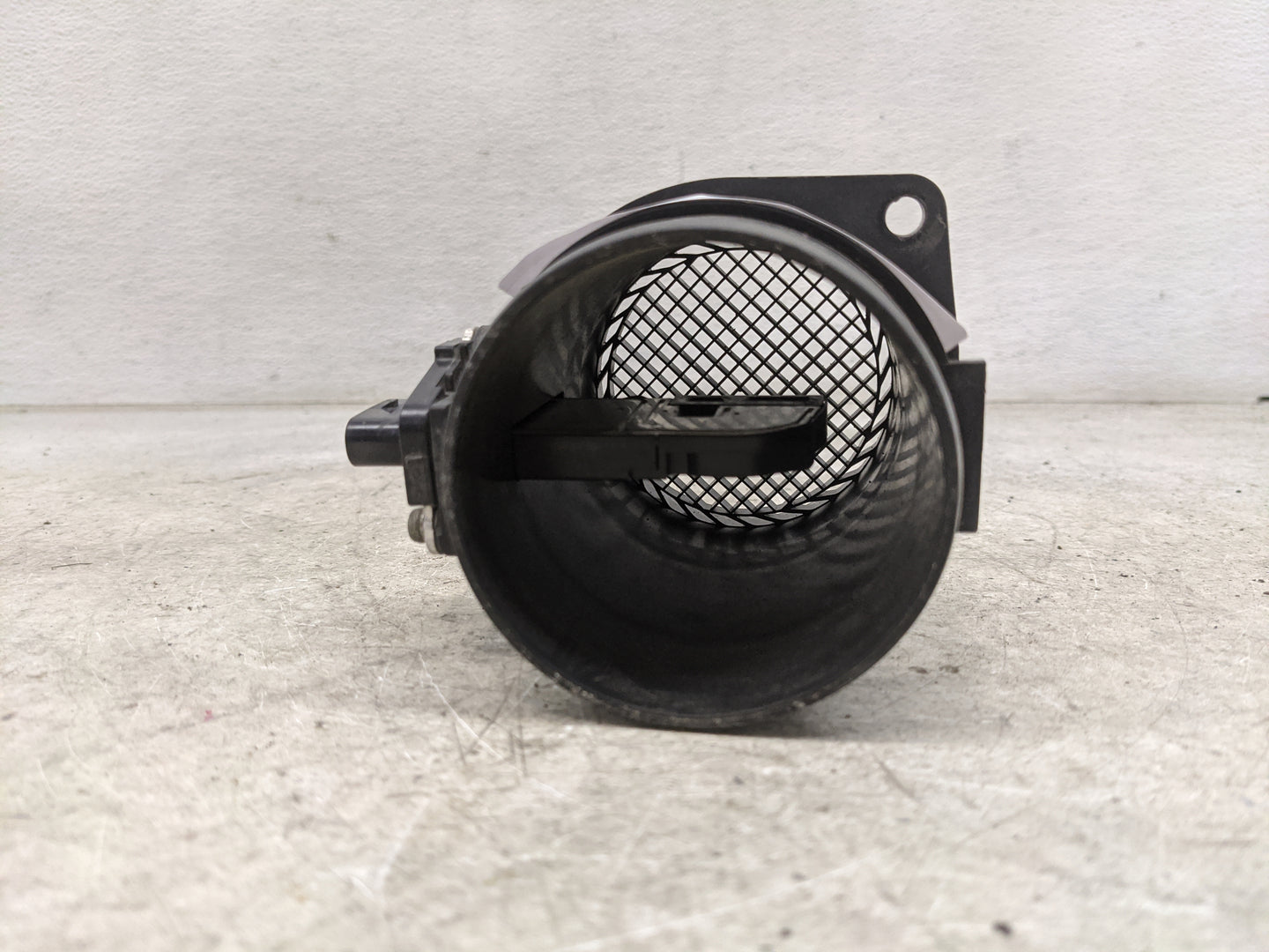 2010-2012 Audi A5 Mass Air Flow Meter Maf 1485604 - Oemusedautoparts1.com