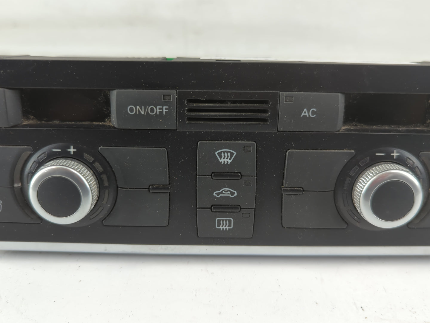 2006-2011 Audi A6 Climate Control Module Temperature AC/Heater Replacement P/N:4F1 820 043 AK Fits OEM Used Auto Parts - Oem