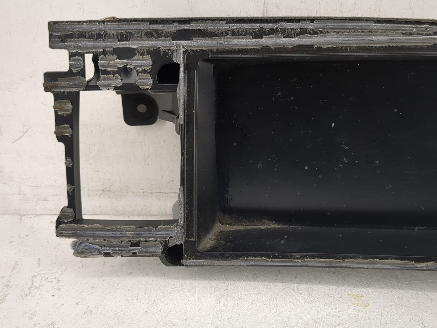 Audi A6 Radio Control Panel - Oemusedautoparts1.com