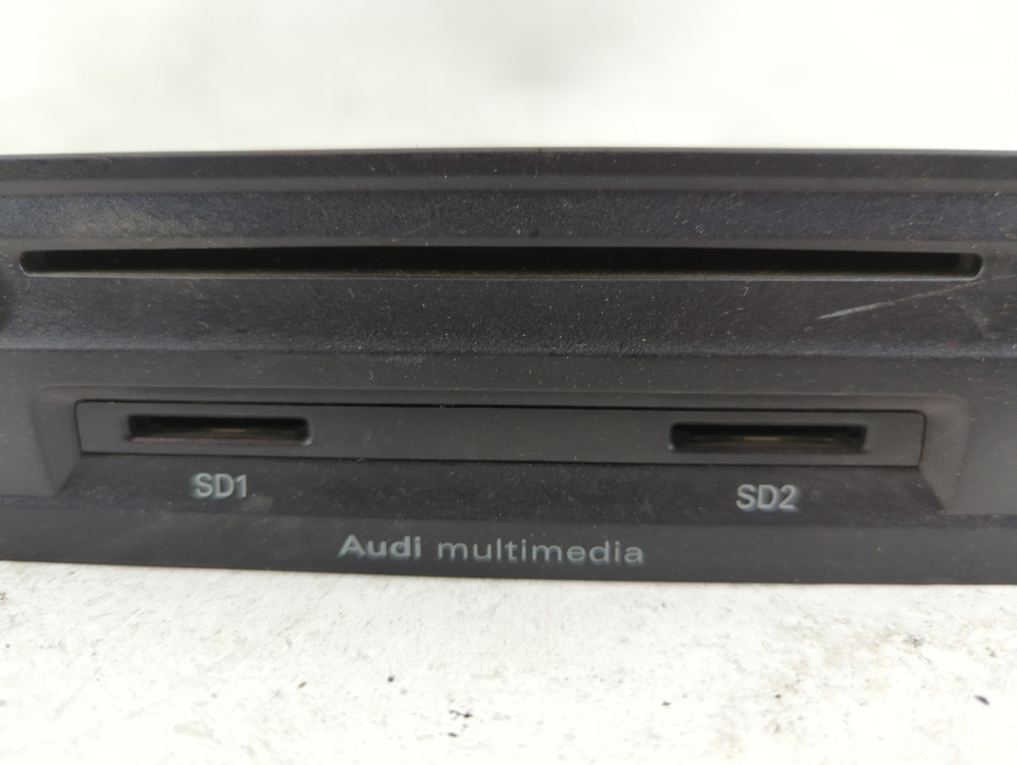 2010-2011 Audi A6 Radio AM FM Cd Player Receiver Replacement P/N:4E0035664A Fits Fits 2010 2011 OEM Used Auto Parts - Oemuse