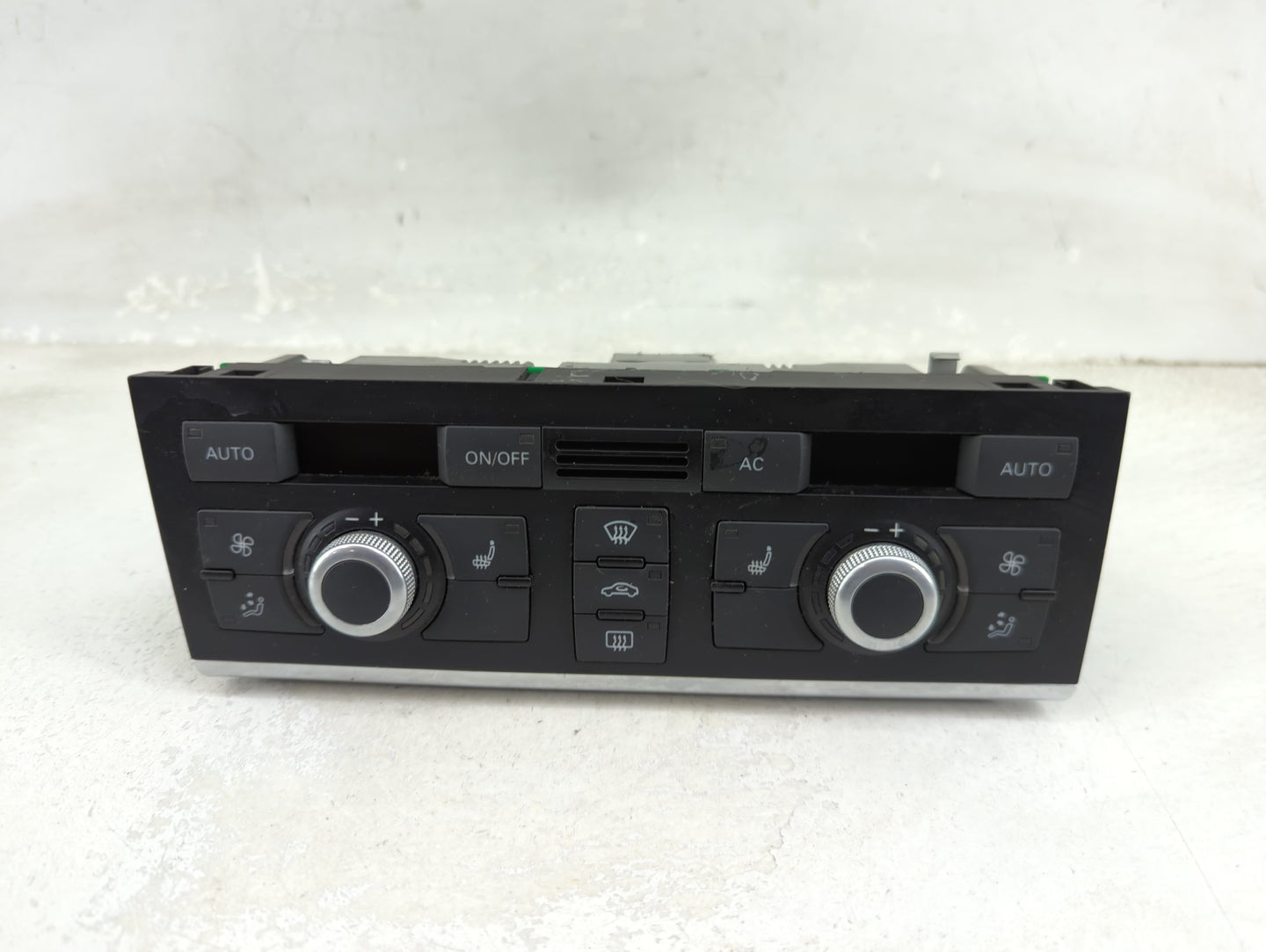 2010 Audi A6 Climate Control Module Temperature AC/Heater Replacement P/N:4F1820043AL 4F0910043B, 5HB008833-56 Fits OEM Used