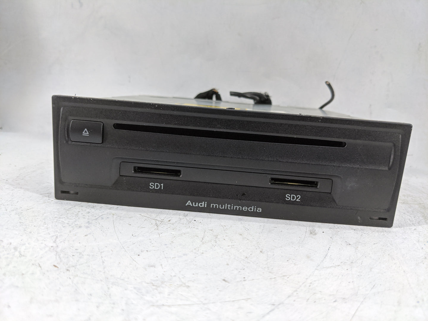2010-2011 Audi A6 Radio AM FM Cd Player Receiver Replacement P/N:4E0035664 4E0 035 664 Fits Fits 2010 2011 OEM Used Auto Par