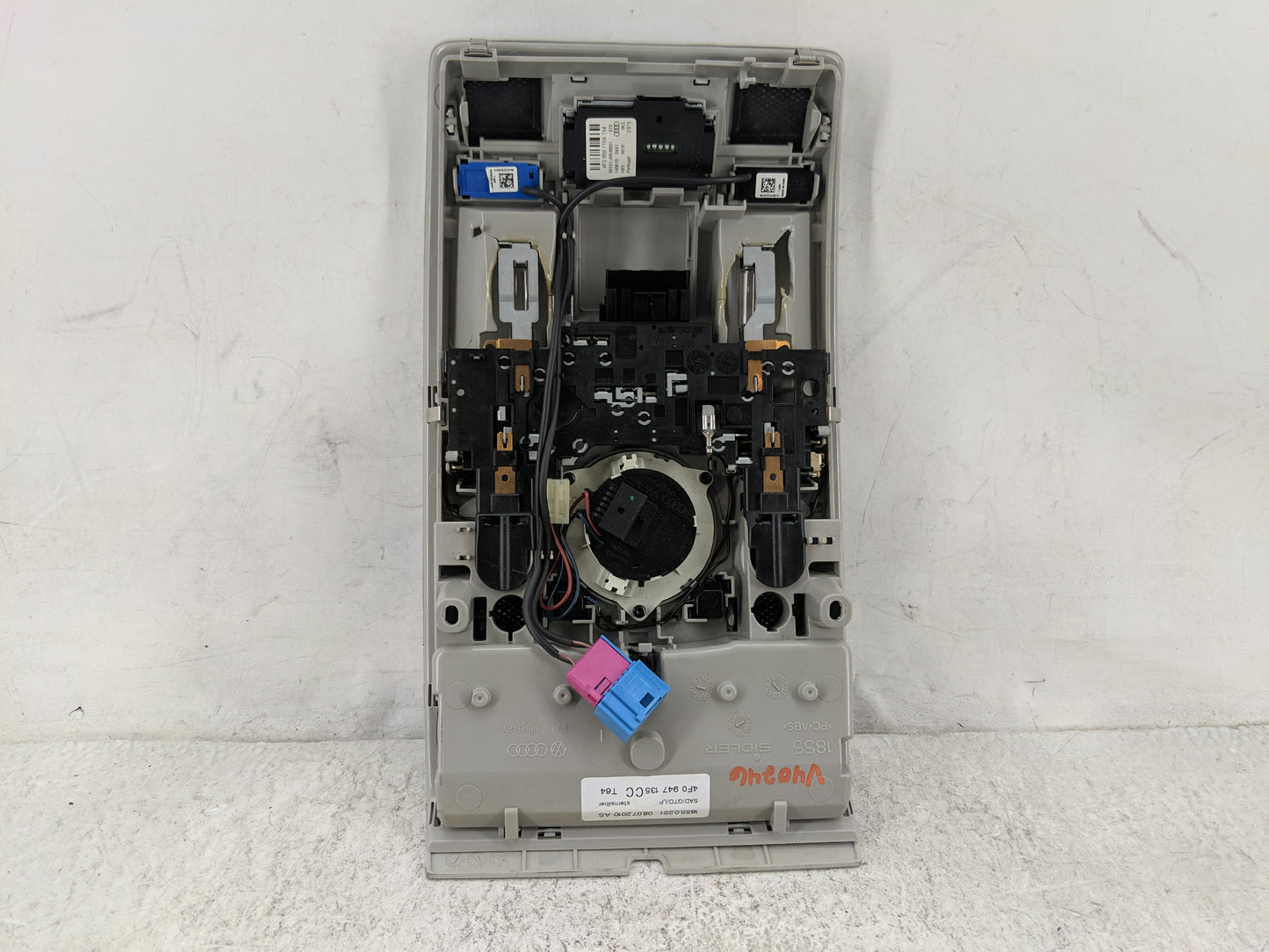 2010 Audi A6 Overhead Roof Console - Oemusedautoparts1.com