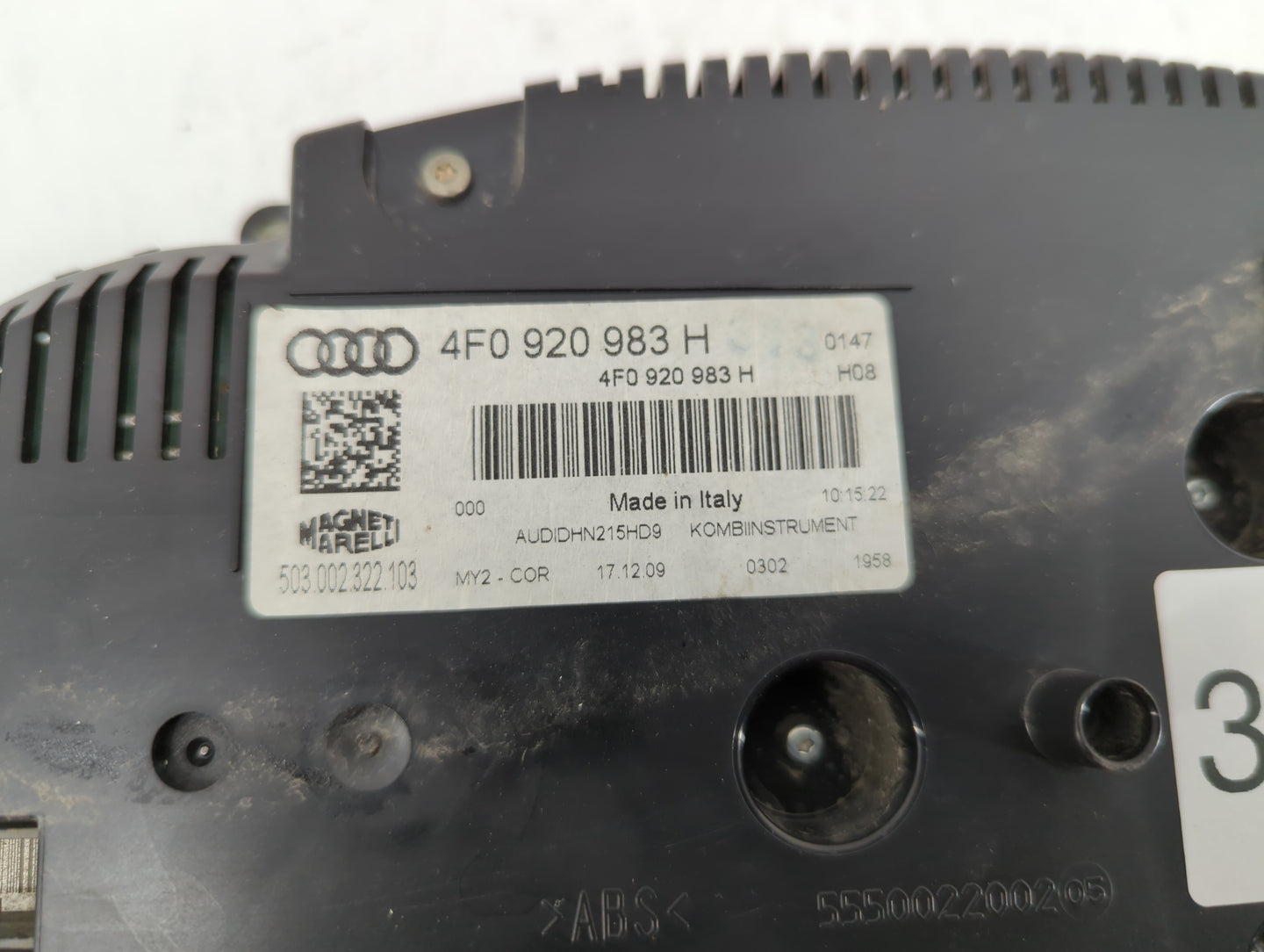 2009-2011 Audi A6 Instrument Cluster Speedometer Gauges P/N:4F0 920 983 H Miles: Fits Fits 2009 2010 2011 OEM Used Auto Part