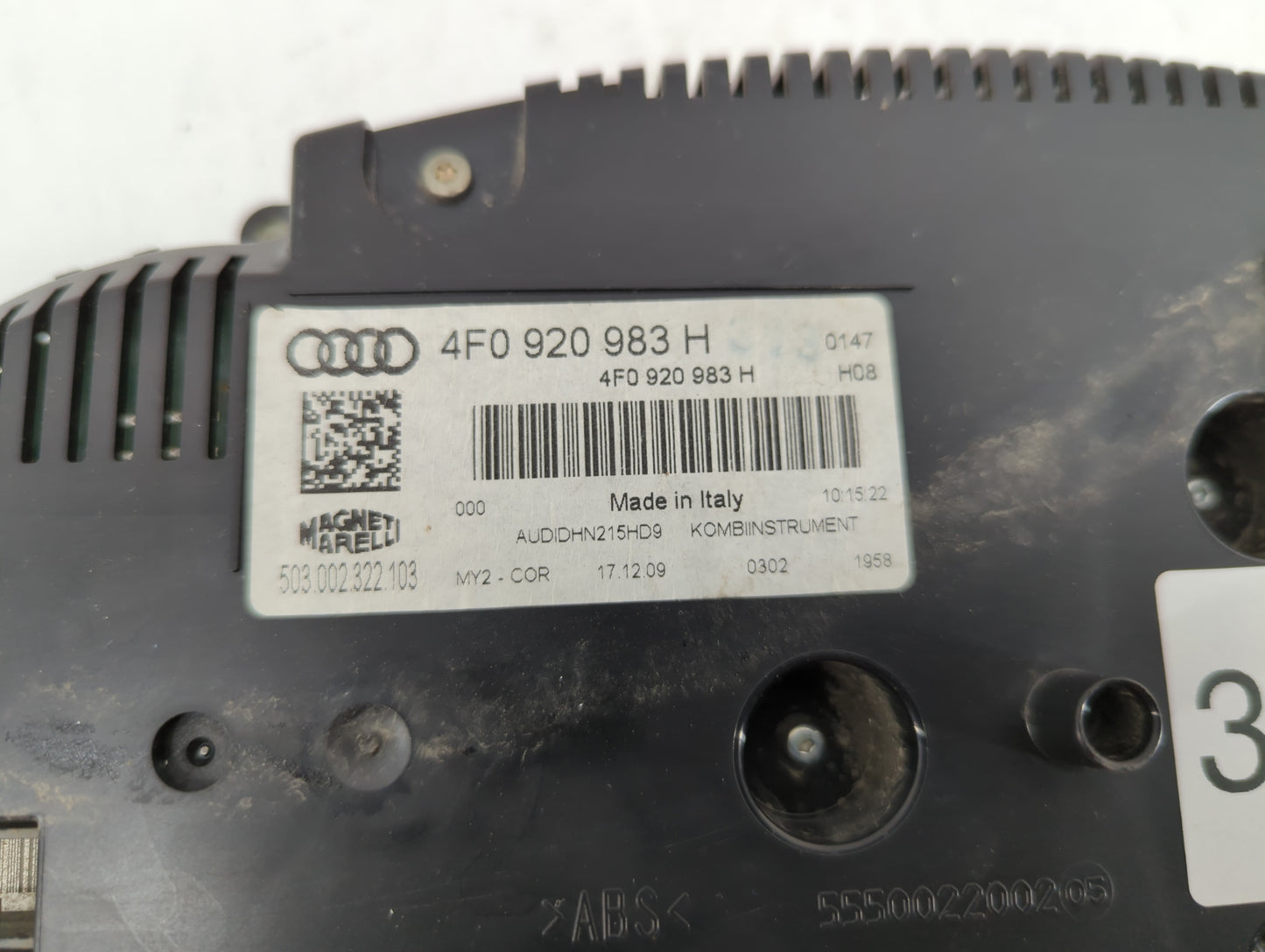2009-2011 Audi A6 Instrument Cluster Speedometer Gauges P/N:4F0 920 983 H Miles: Fits Fits 2009 2010 2011 OEM Used Auto Part