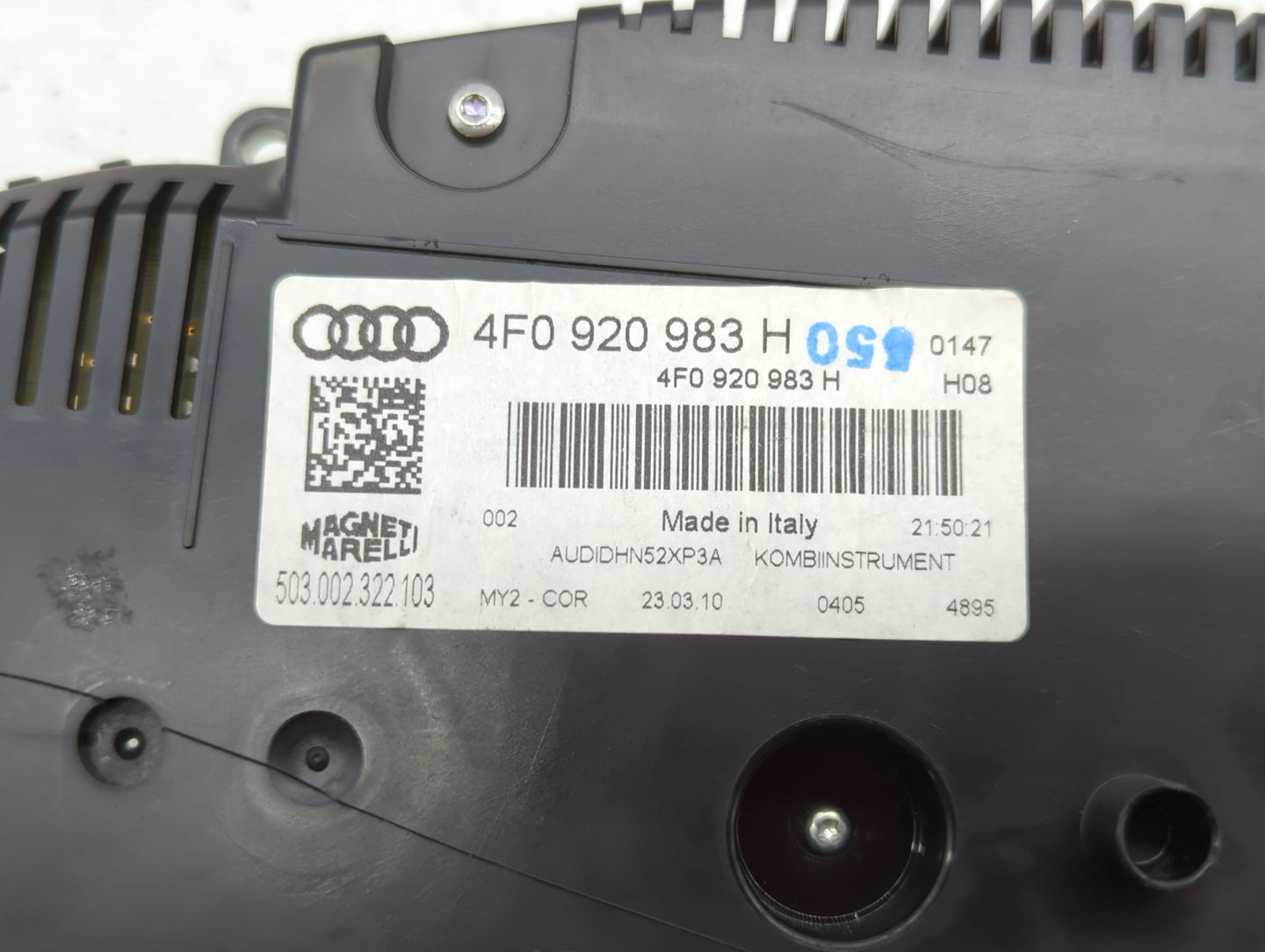 2009-2011 Audi A6 Instrument Cluster Speedometer Gauges P/N:4F0 920 983 H Fits Fits 2009 2010 2011 OEM Used Auto Parts - Oem