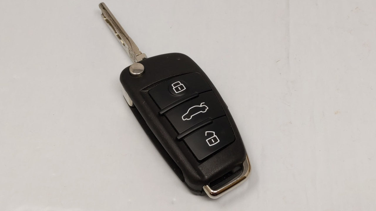 Audi A6 Keyless Entry Remote Nbgfs1271m 8v0 837 220 Aa 4 Buttons - Oemusedautoparts1.com