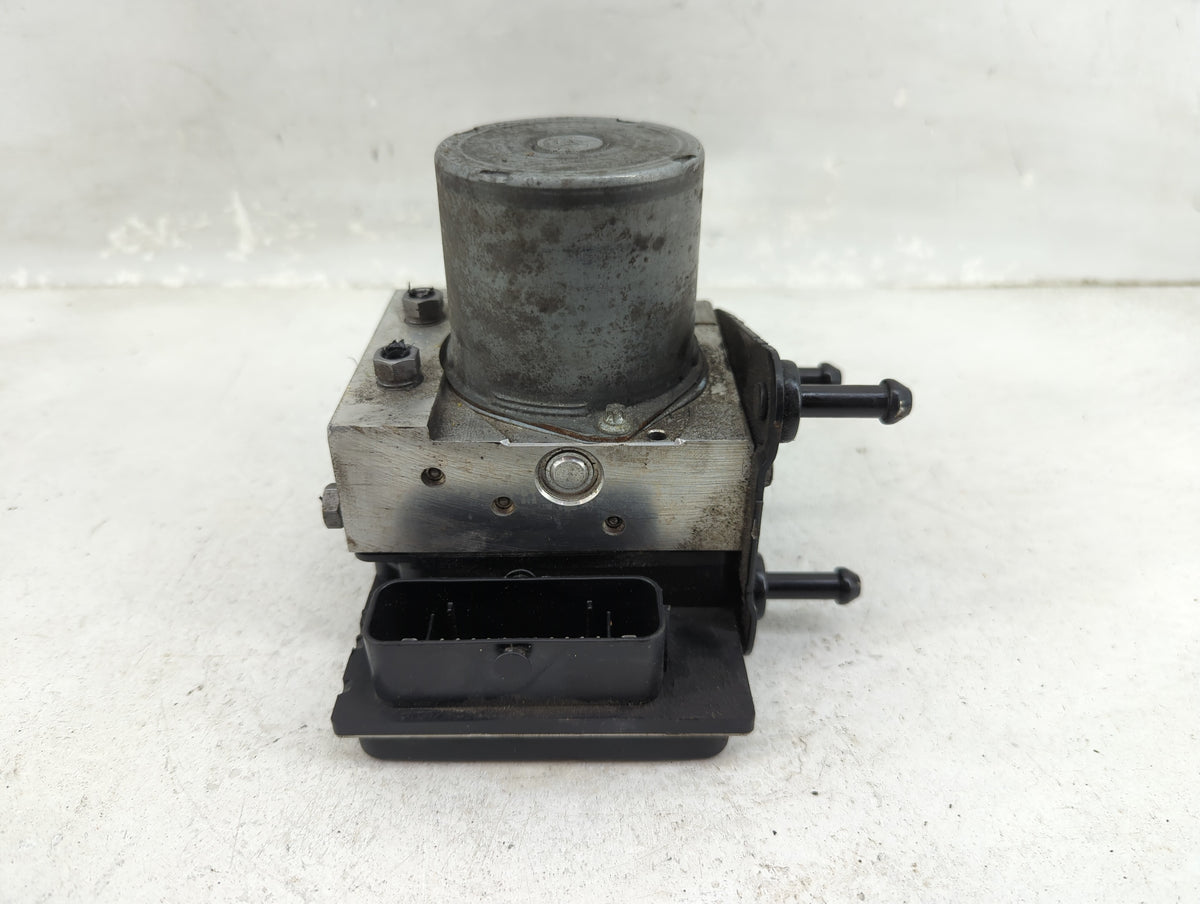 2009-2012 Audi Q5 Anti-Lock Brake ABS Pump Module Actuator OEM P/N:8R0 907 379 M Fits Fits 2009 2010 2011 2012 OEM Used Auto