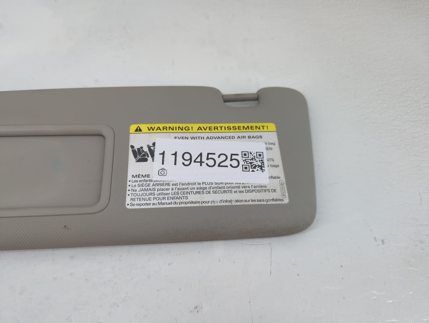 2009-2012 Audi Q5 Sun Visor Shade Replacement Driver Left Mirror Fits Fits 2009 2010 2011 2012 OEM Used Auto Parts - Oemused