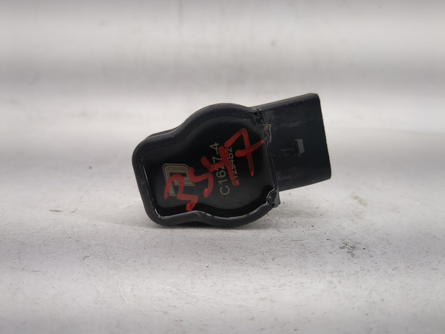 2010-2012 Audi Q5 Ignition Coil Igniter Pack - Oemusedautoparts1.com