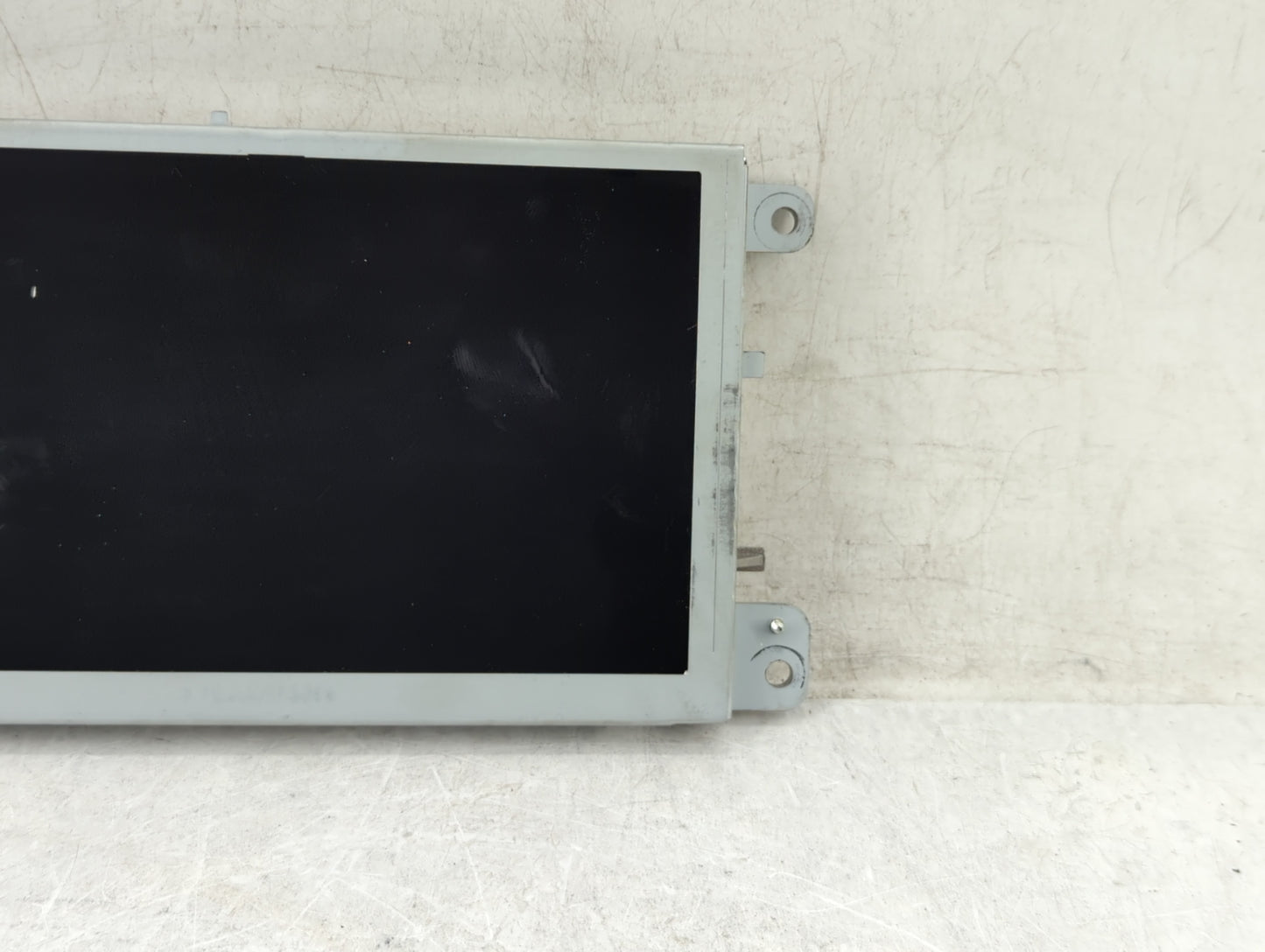 2009-2017 Audi Q5 Information Display Screen - Oemusedautoparts1.com
