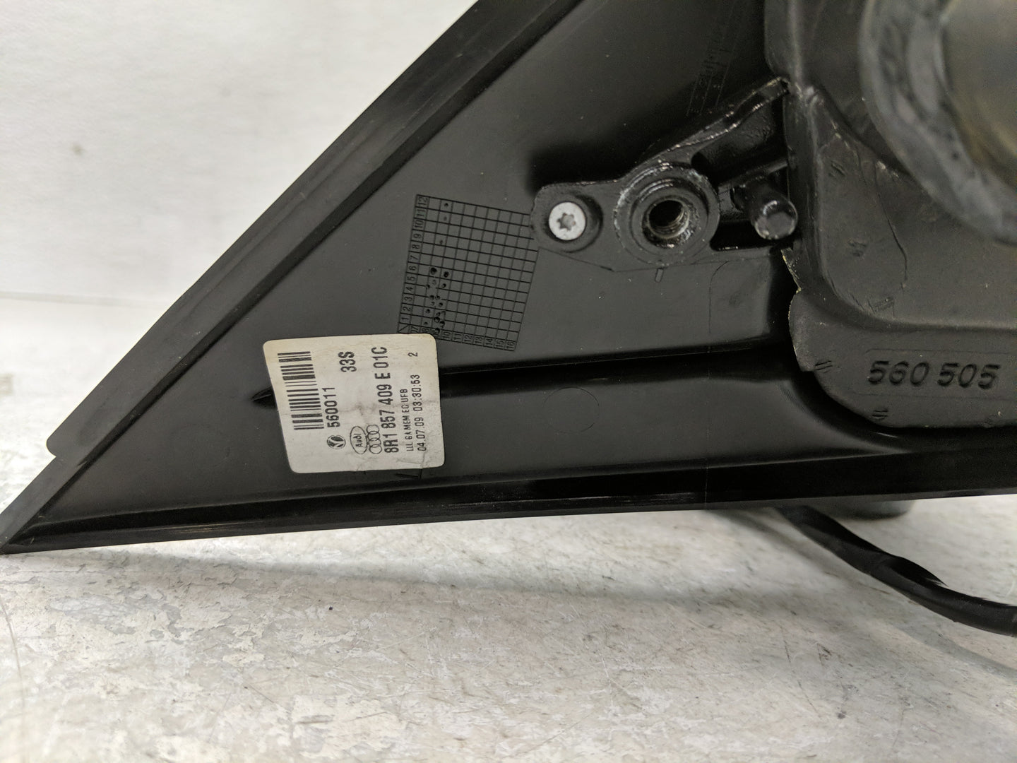 2009-2014 Audi Q5 Driver Side View Mirror - Left Door Mirror OEM Used - Oemusedautoparts1.com