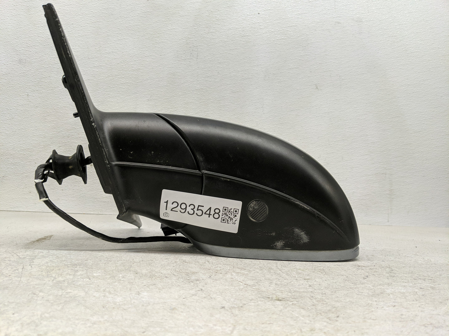 2009-2014 Audi Q5 Driver Side View Mirror - Left Door Mirror OEM Used - Oemusedautoparts1.com