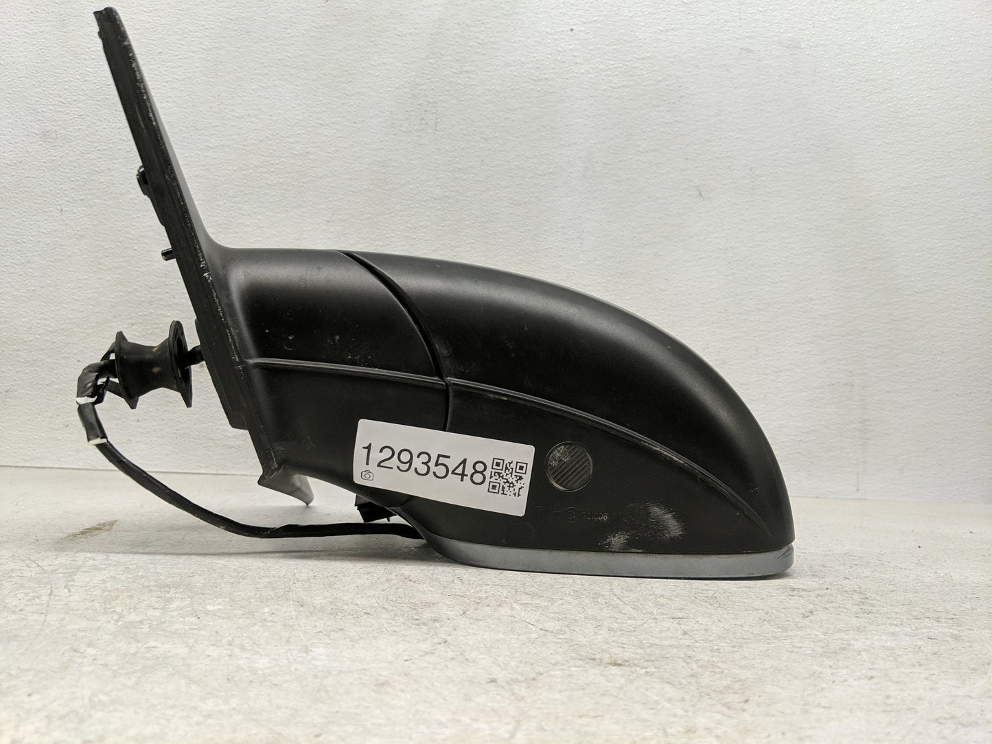 2009-2014 Audi Q5 Driver Side View Mirror - Left Door Mirror OEM Used - Oemusedautoparts1.com