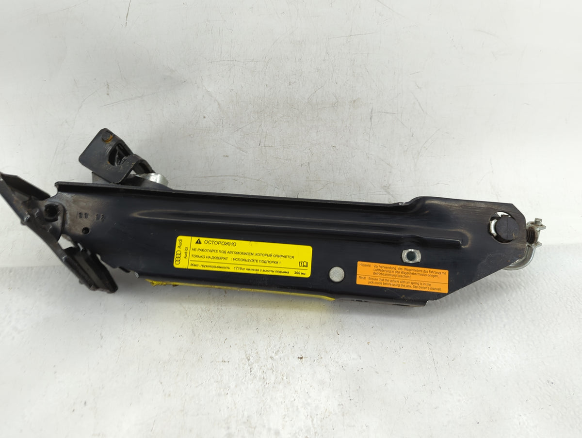 2010 Audi Q5 Spare Scissor Car Jack - Oemusedautoparts1.com