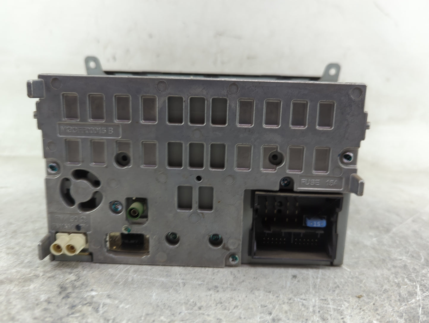 2011-2017 Audi Q5 Radio AM FM Cd Player Receiver Replacement P/N:8T1035186R CQ-JA1962G Fits OEM Used Auto Parts - Oemusedaut