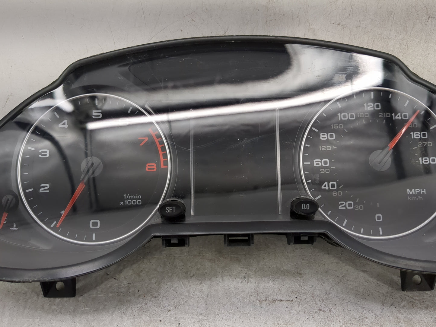2009-2010 Audi Q5 Instrument Cluster Speedometer Gauges P/N:8R0920950B Miles: Fits Fits 2009 2010 OEM Used Auto Parts - Oemu