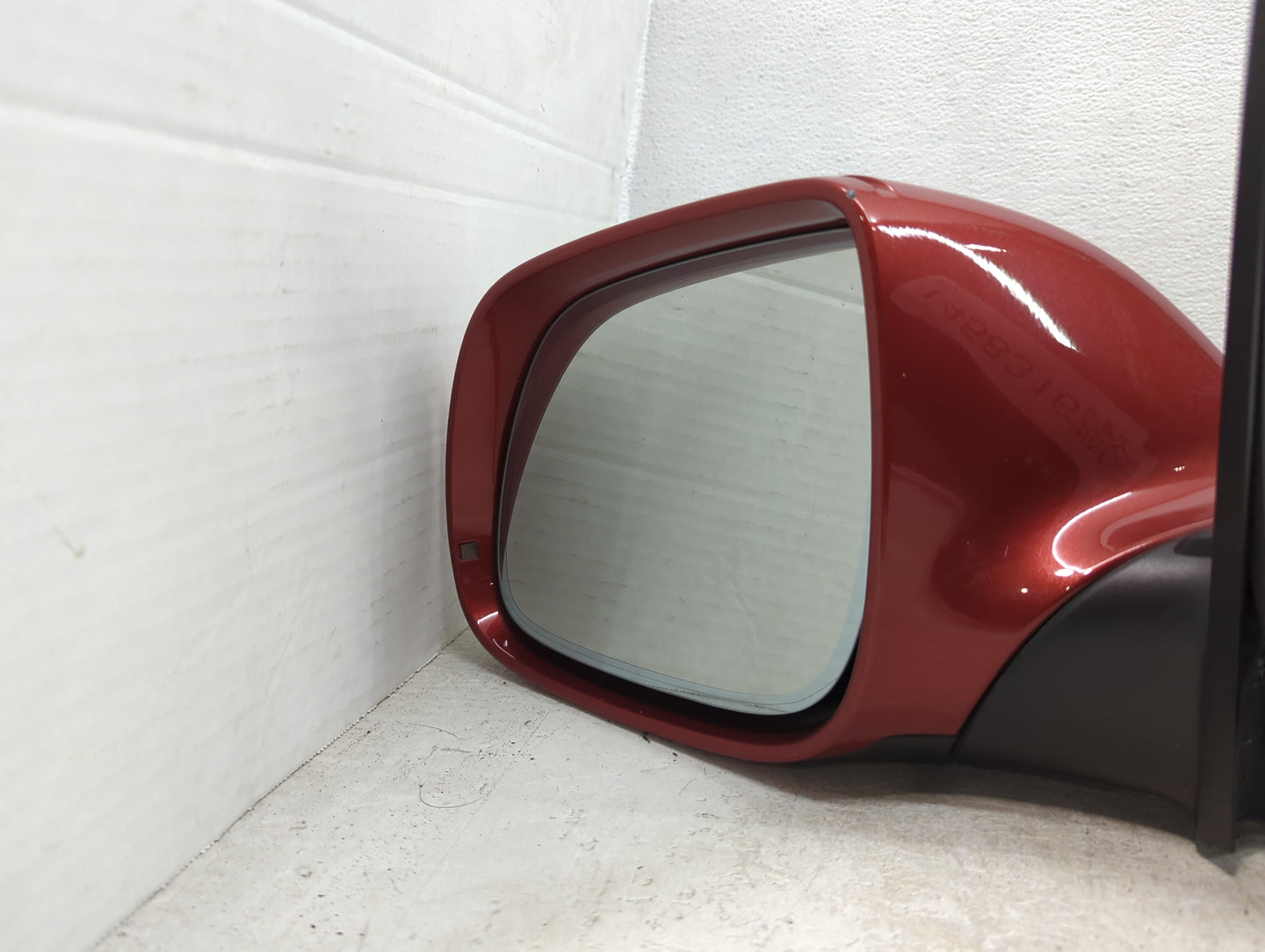 2009-2014 Audi Q5 Driver Side View Mirror - Left Door Mirror OEM Used - Oemusedautoparts1.com