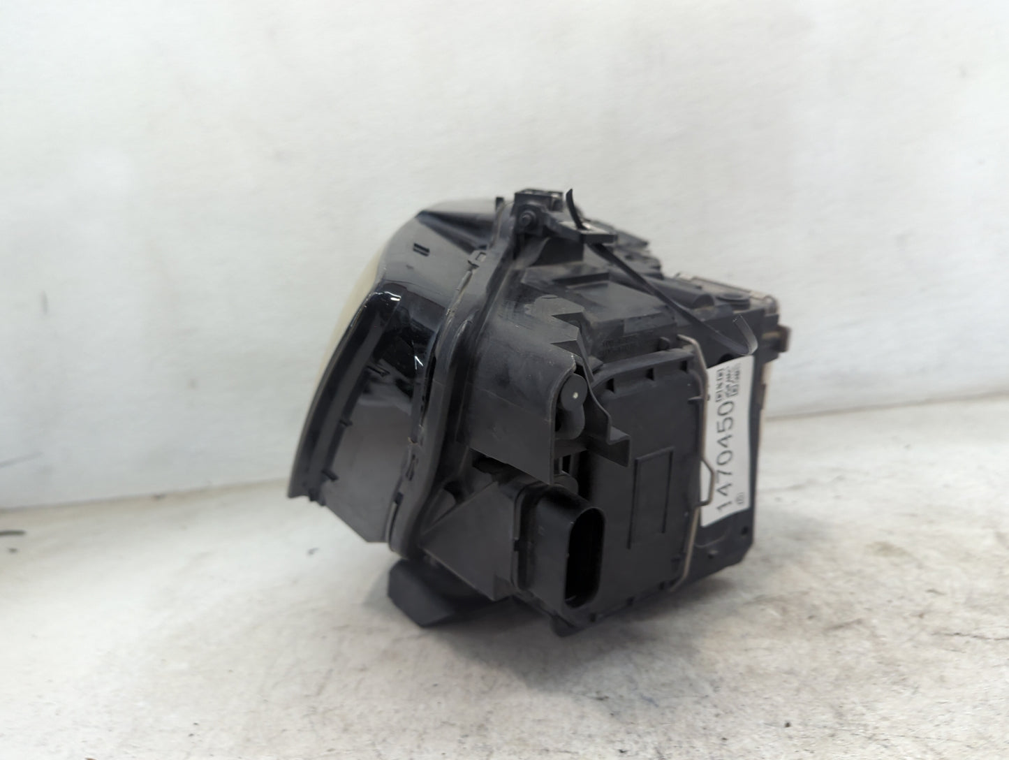 2010 Audi Q5 Passenger Right Oem Head Light Headlight Lamp Black - Oemusedautoparts1.com