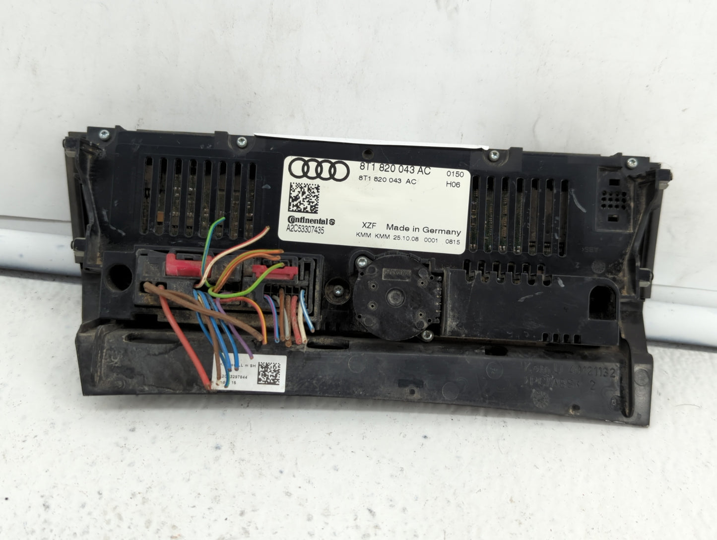 2009-2012 Audi Q5 Climate Control Module Temperature AC/Heater Replacement P/N:8T1 820 043 AA 8T1 820 043 AK Fits OEM Used A