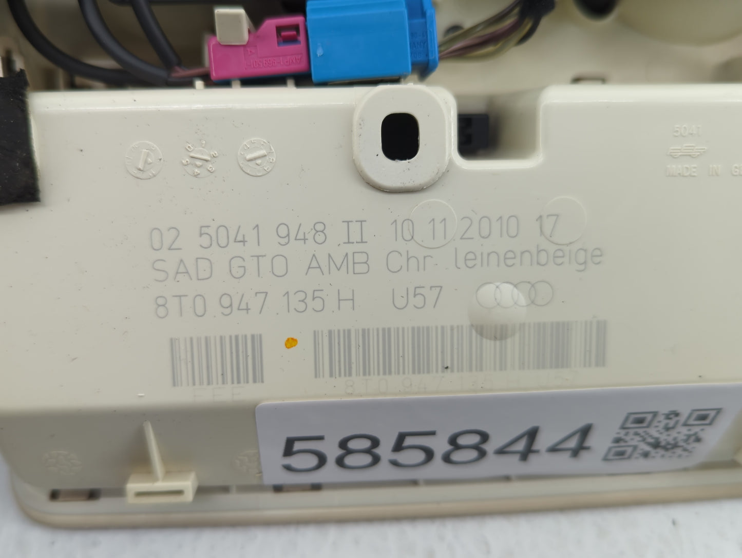 2010 Audi Q5 Overhead Roof Console - Oemusedautoparts1.com