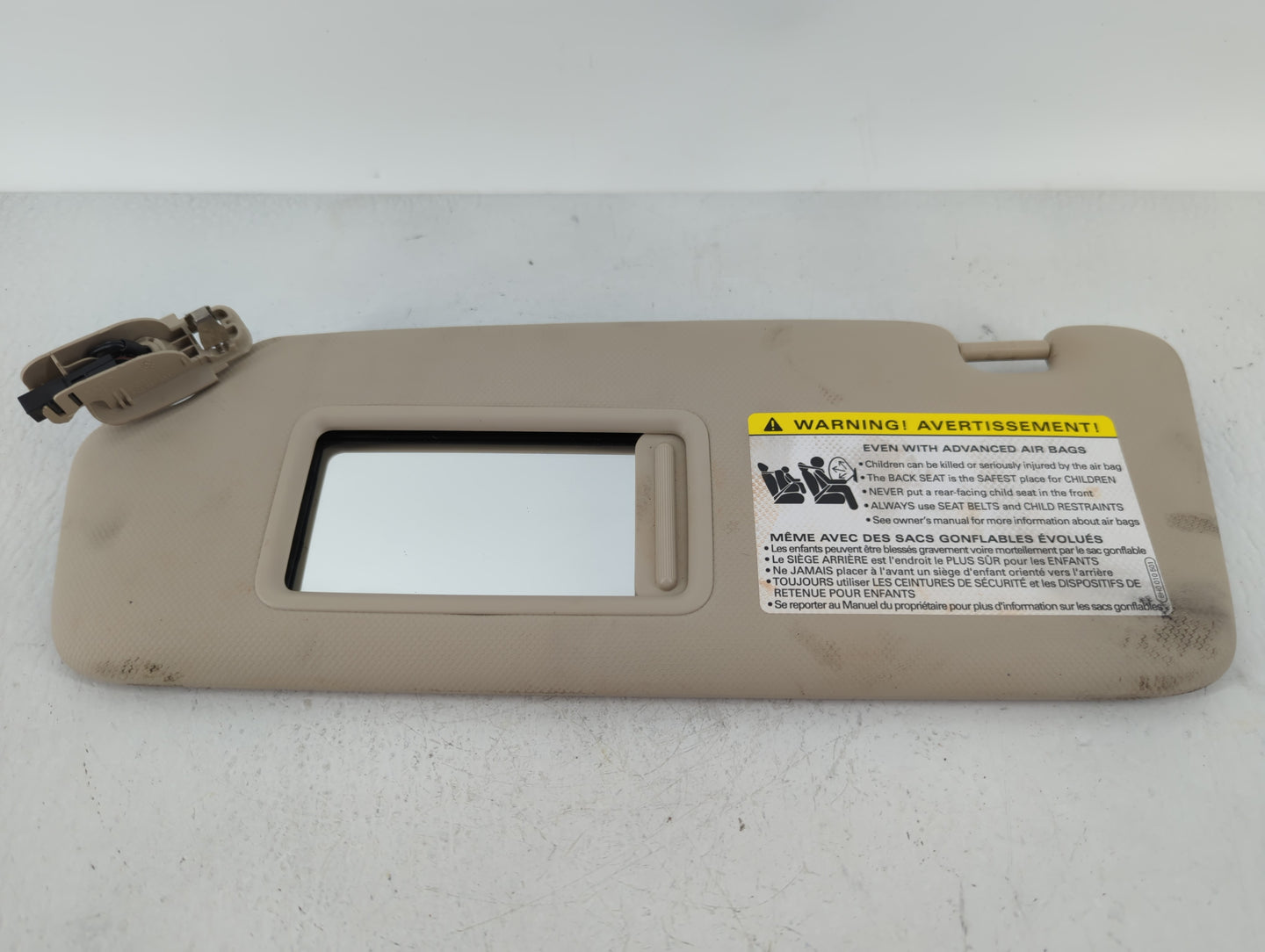 2009-2012 Audi Q5 Sun Visor Shade Replacement Driver Left Mirror Fits Fits 2009 2010 2011 2012 OEM Used Auto Parts - Oemused